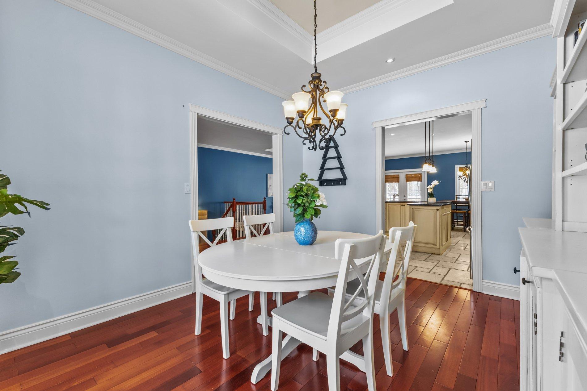 









1820


Rue du Violon

,
Saint-Lazare,




QC
J7T3J8

