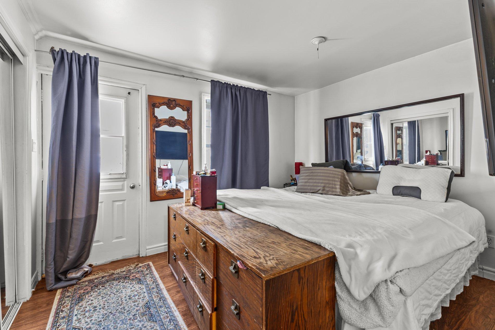 









1027

 - 1033


Rue Joliette

,
Longueuil (Le Vieux-Longueuil),




QC
J4K4V8

