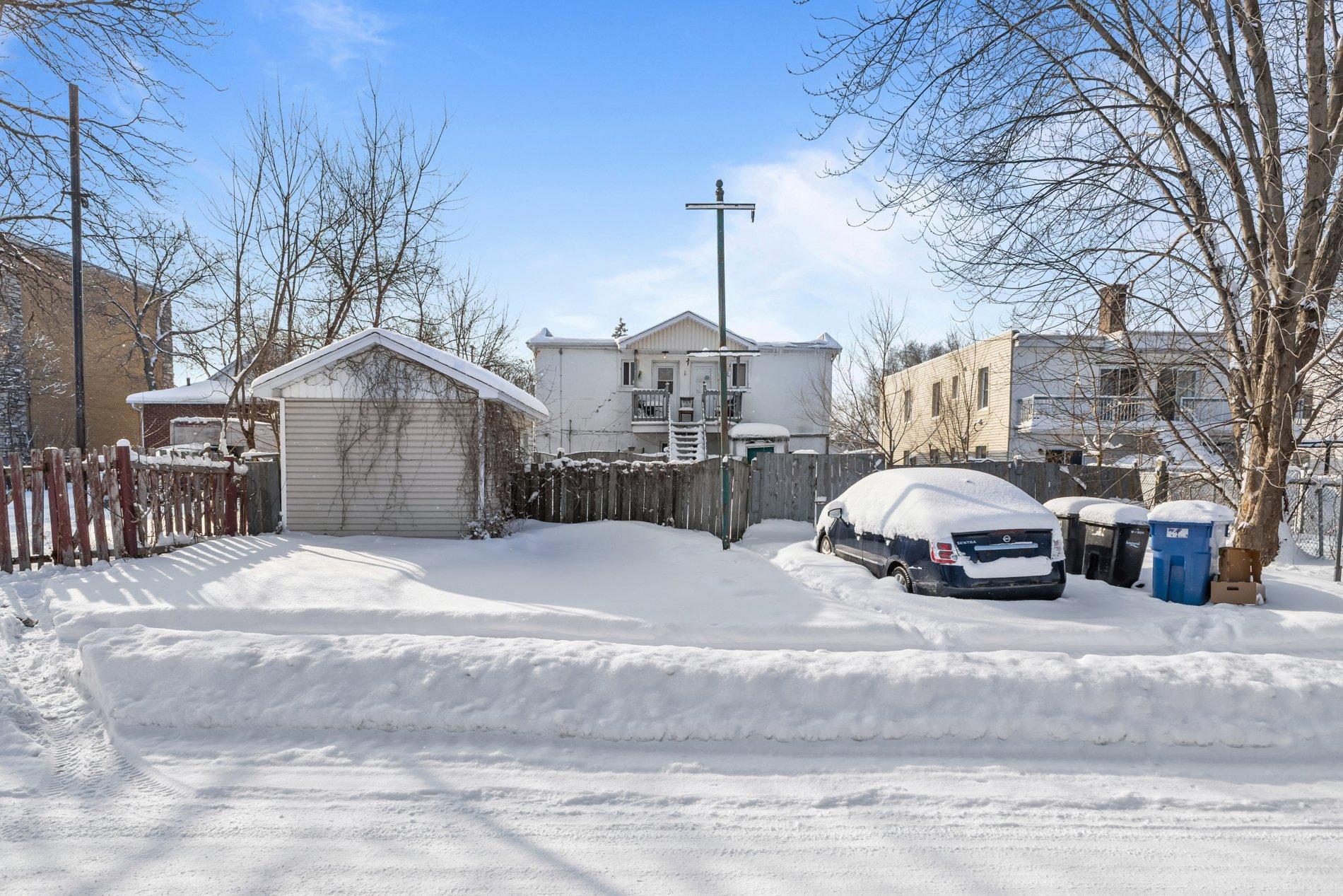 









1027

 - 1033


Rue Joliette

,
Longueuil (Le Vieux-Longueuil),




QC
J4K4V8

