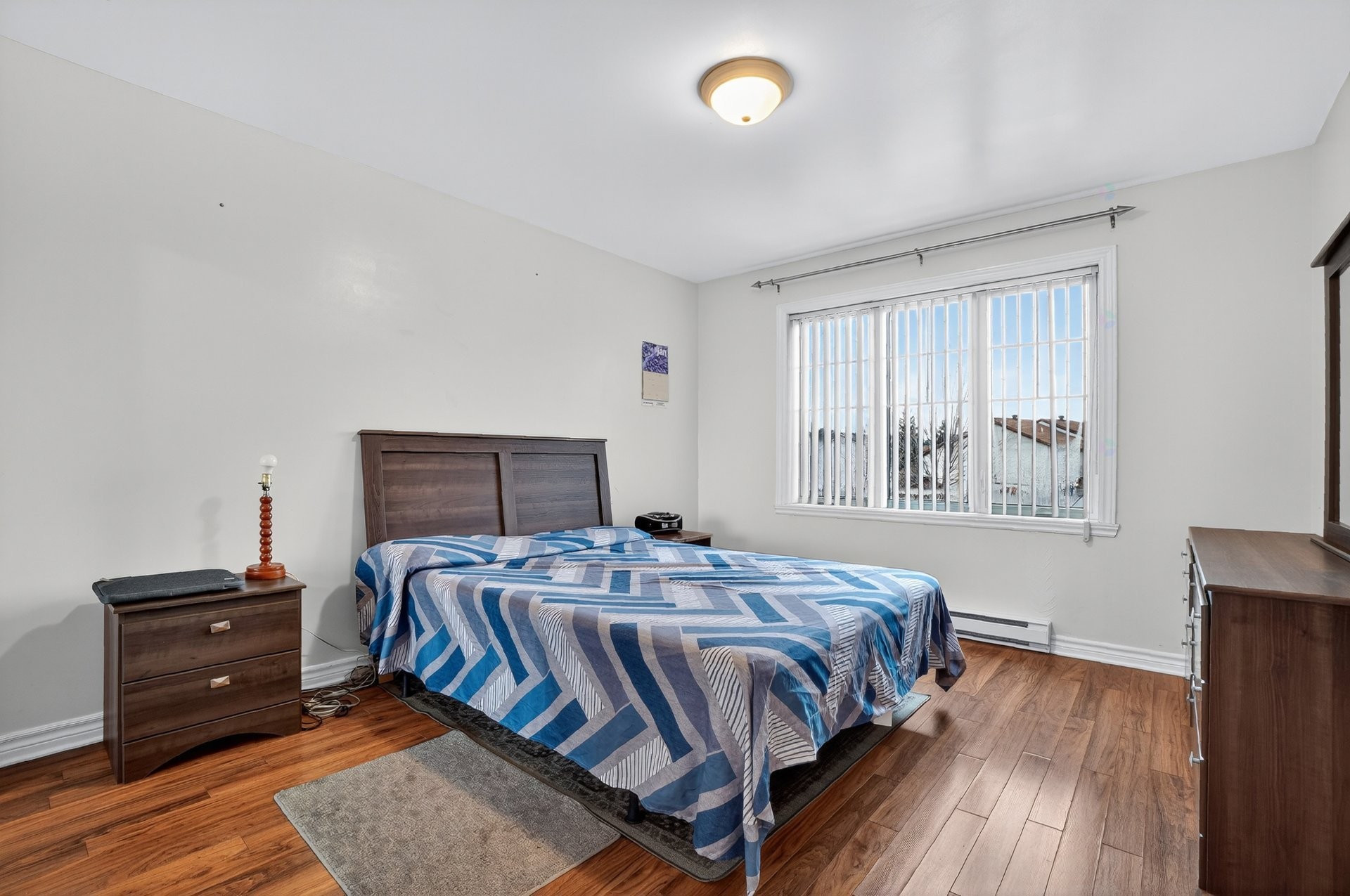 









5320


Rue du Bocage

, 302,
Terrebonne (La Plaine),




QC
J7M2K2

