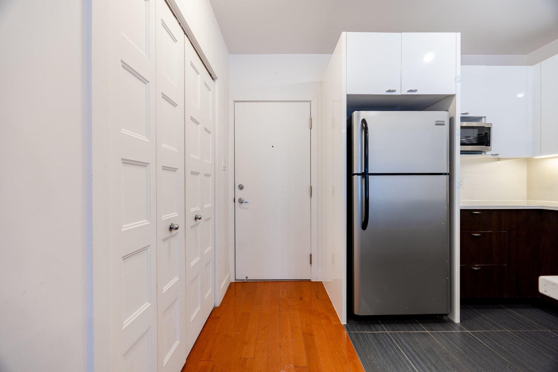 









440


Rue De La Gauchetière E.

, 203,
Montréal (Ville-Marie),




QC
H2L2M5

