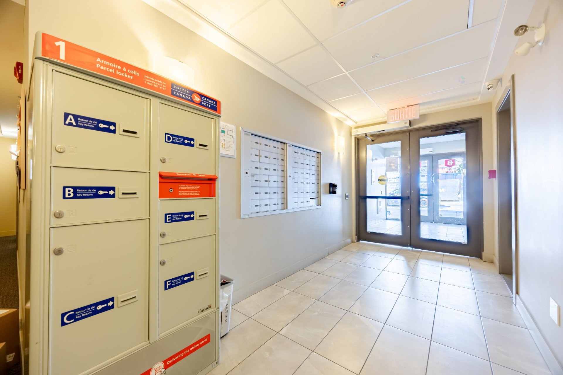 









440


Rue De La Gauchetière E.

, 203,
Montréal (Ville-Marie),




QC
H2L2M5

