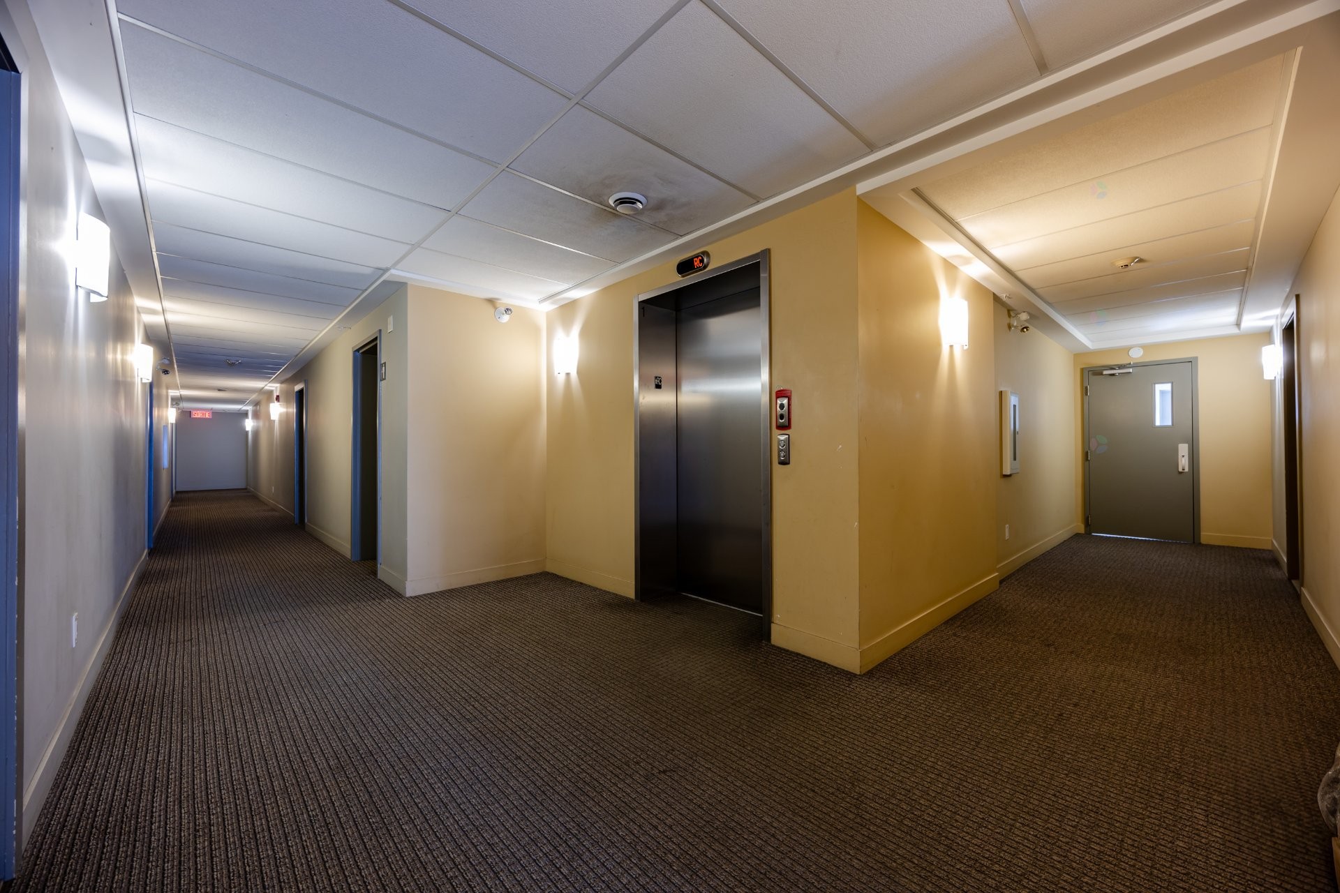 









440


Rue De La Gauchetière E.

, 203,
Montréal (Ville-Marie),




QC
H2L2M5

