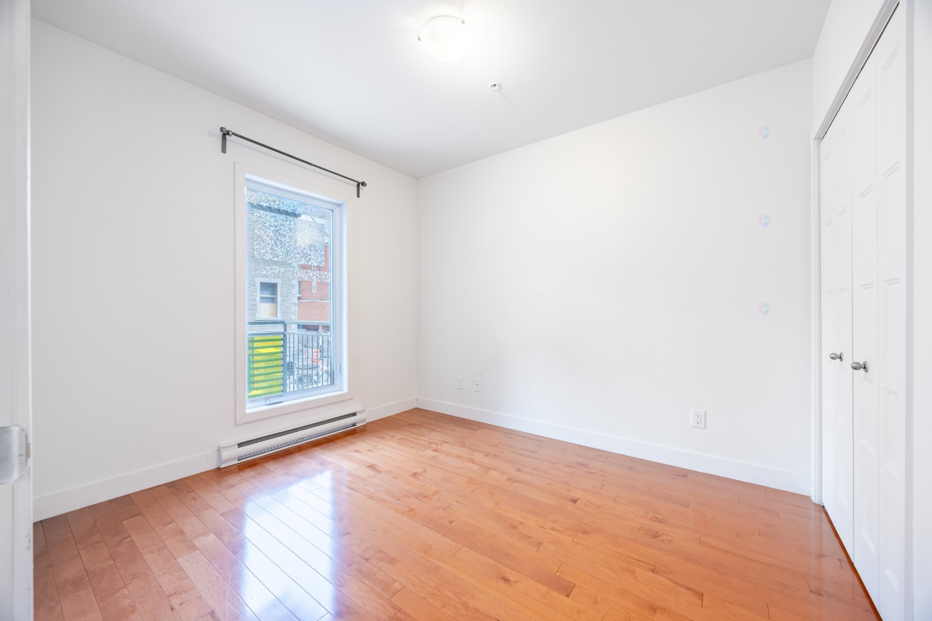 









440


Rue De La Gauchetière E.

, 203,
Montréal (Ville-Marie),




QC
H2L2M5

