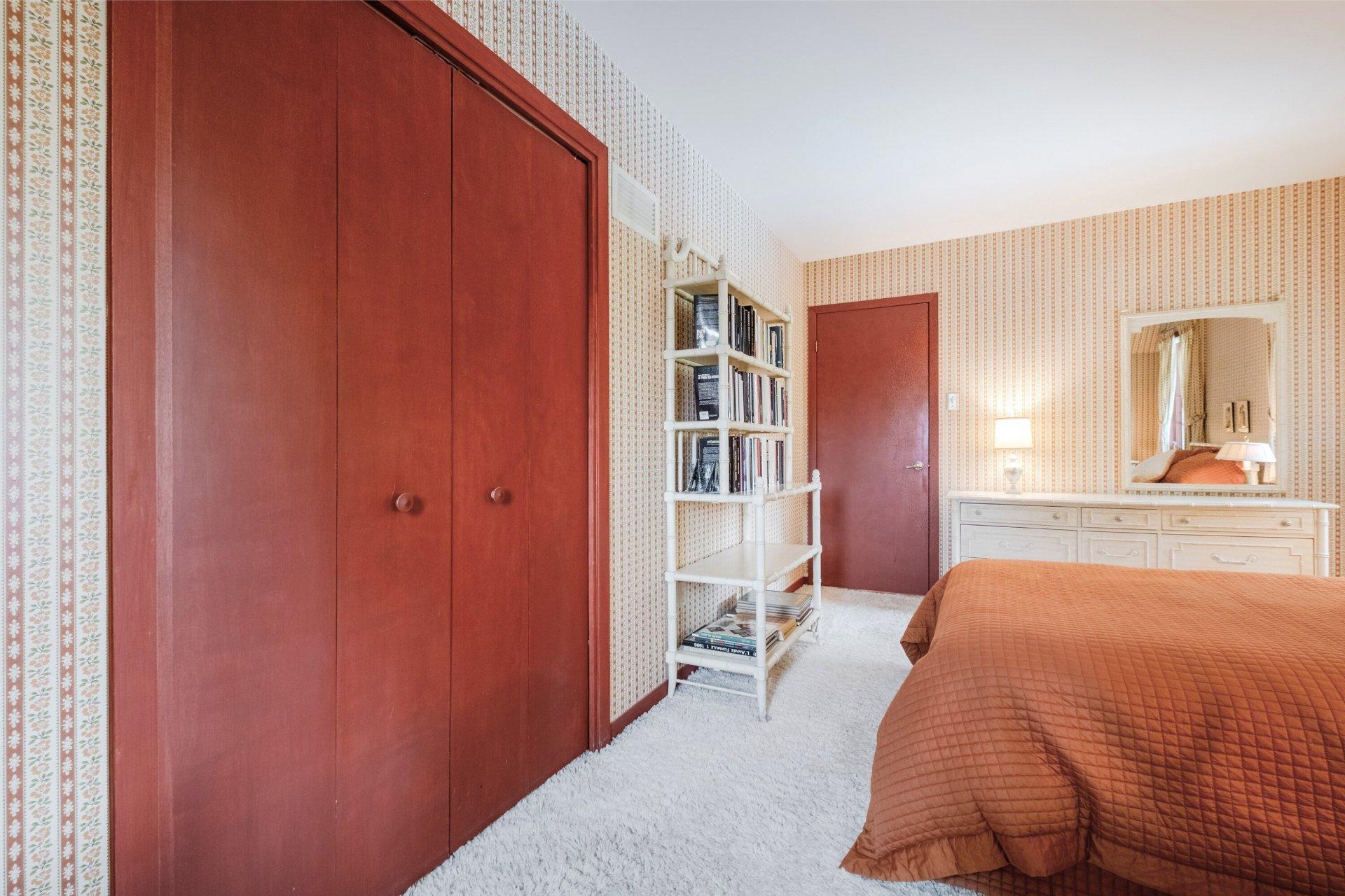 









410


Rue Denonville

,
Sherbrooke (Les Nations),




QC
J1J2K2

