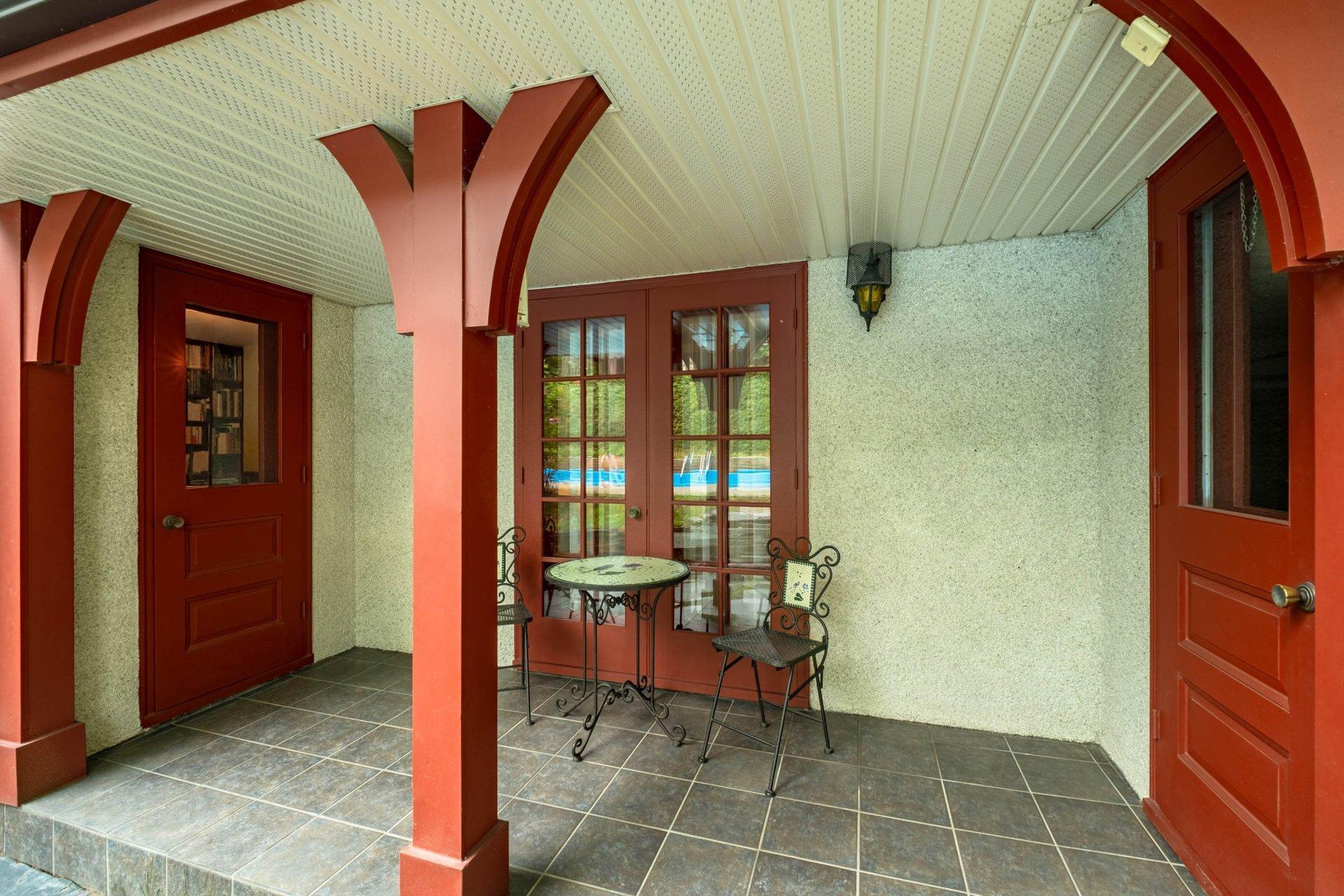 









410


Rue Denonville

,
Sherbrooke (Les Nations),




QC
J1J2K2

