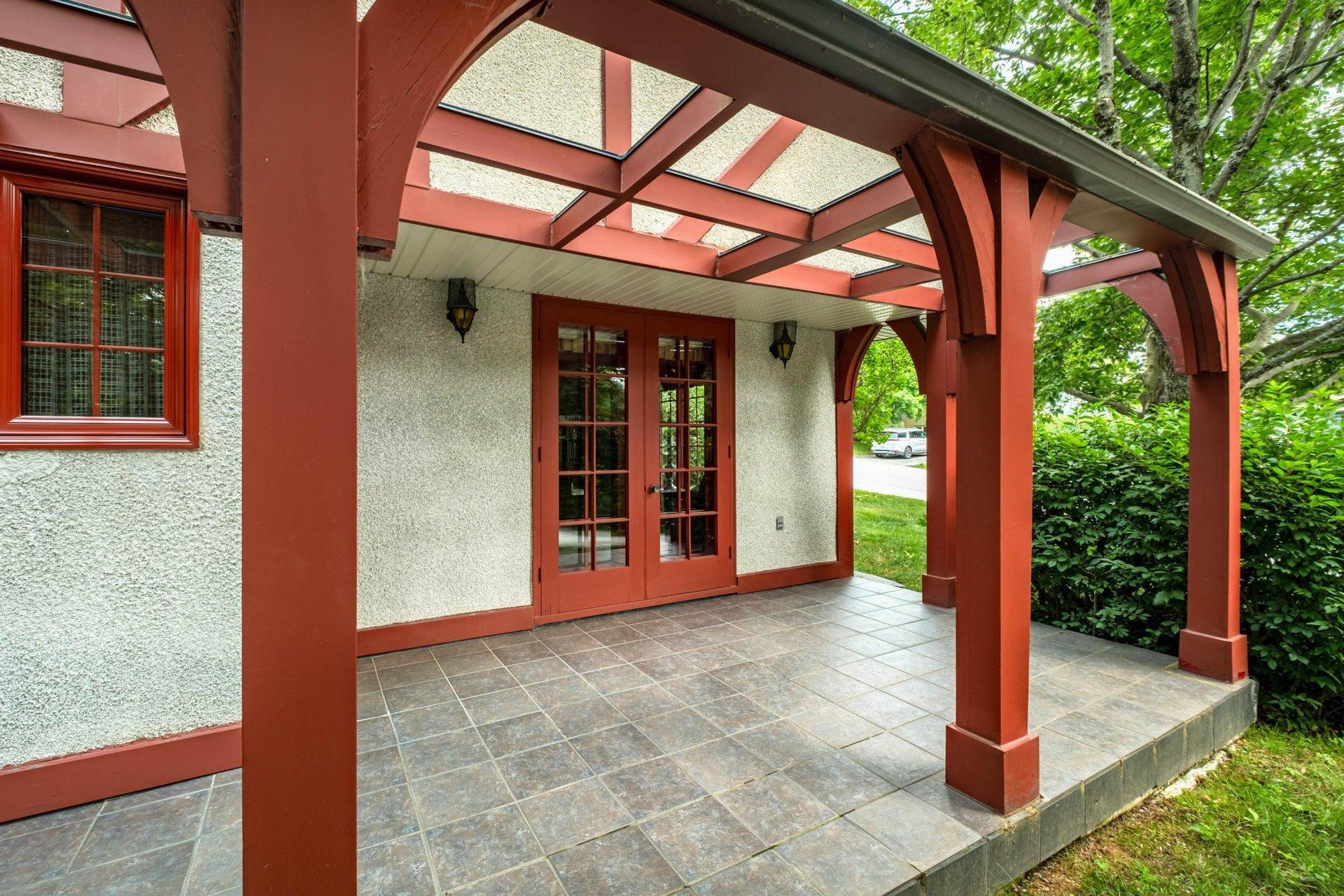 









410


Rue Denonville

,
Sherbrooke (Les Nations),




QC
J1J2K2

