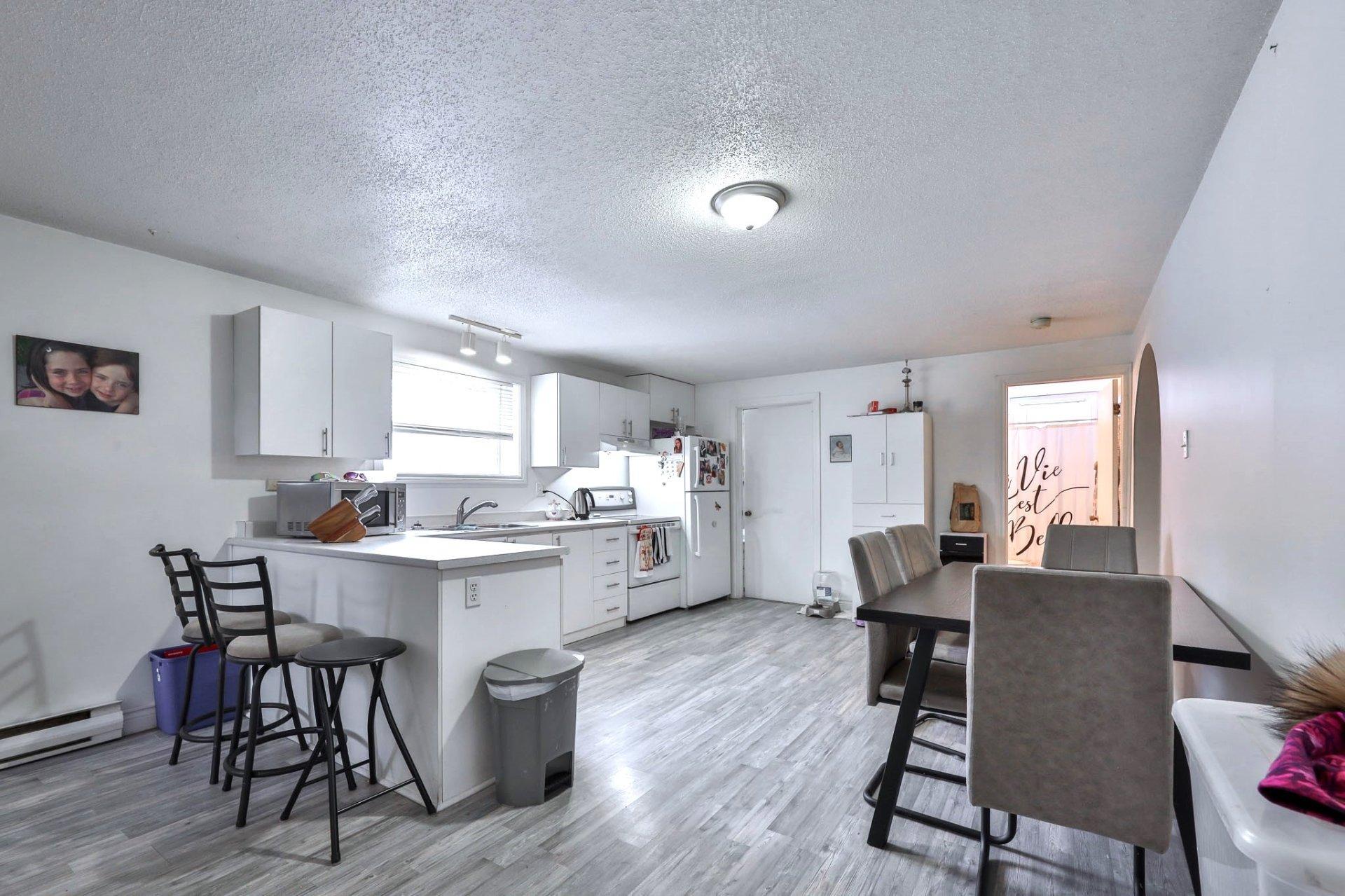 









32


Ch. de la Ferme

,
Messines,




QC
J0X2J0

