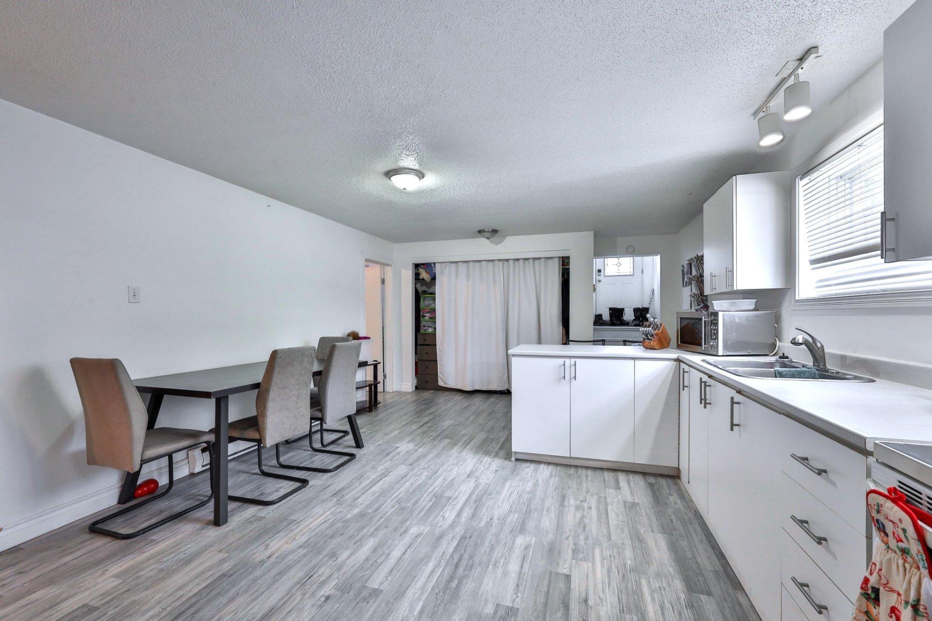 









32


Ch. de la Ferme

,
Messines,




QC
J0X2J0

