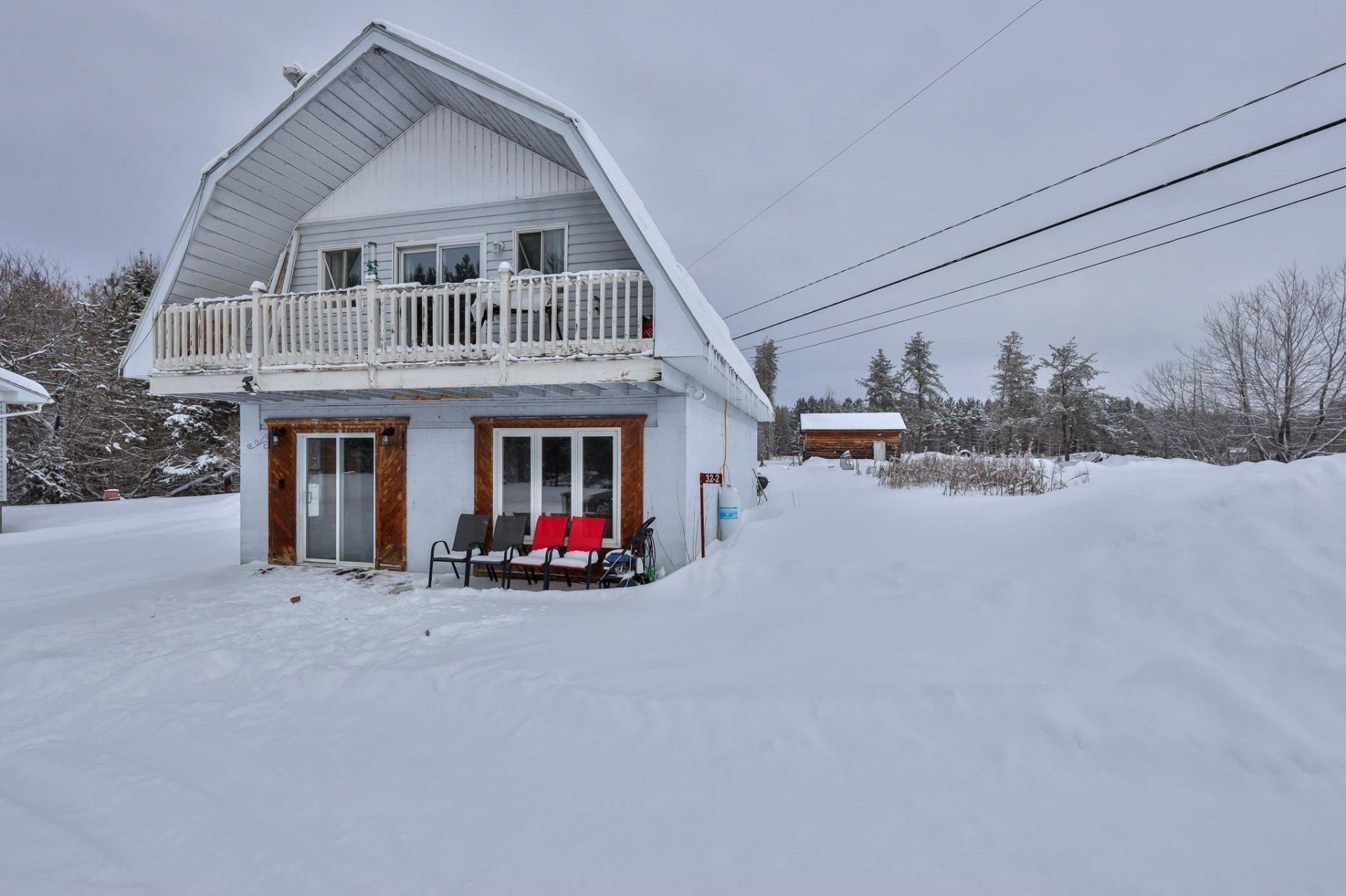 









32


Ch. de la Ferme

,
Messines,




QC
J0X2J0

