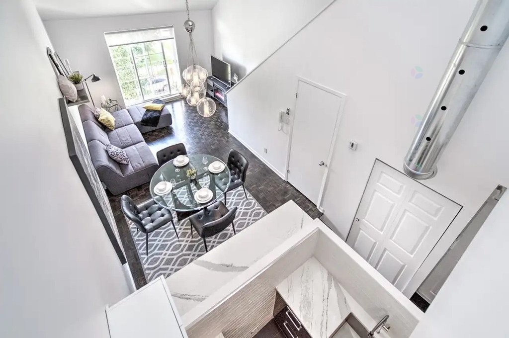 









2446


Rue Charles-Darwin

,
Montréal (Saint-Laurent),




QC
H4R2V2

