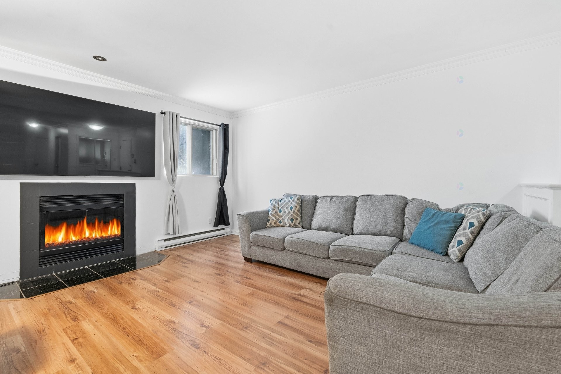 









2408


Rue des Grisons

, 1,
Laval (Vimont),




QC
H7M5Y9

