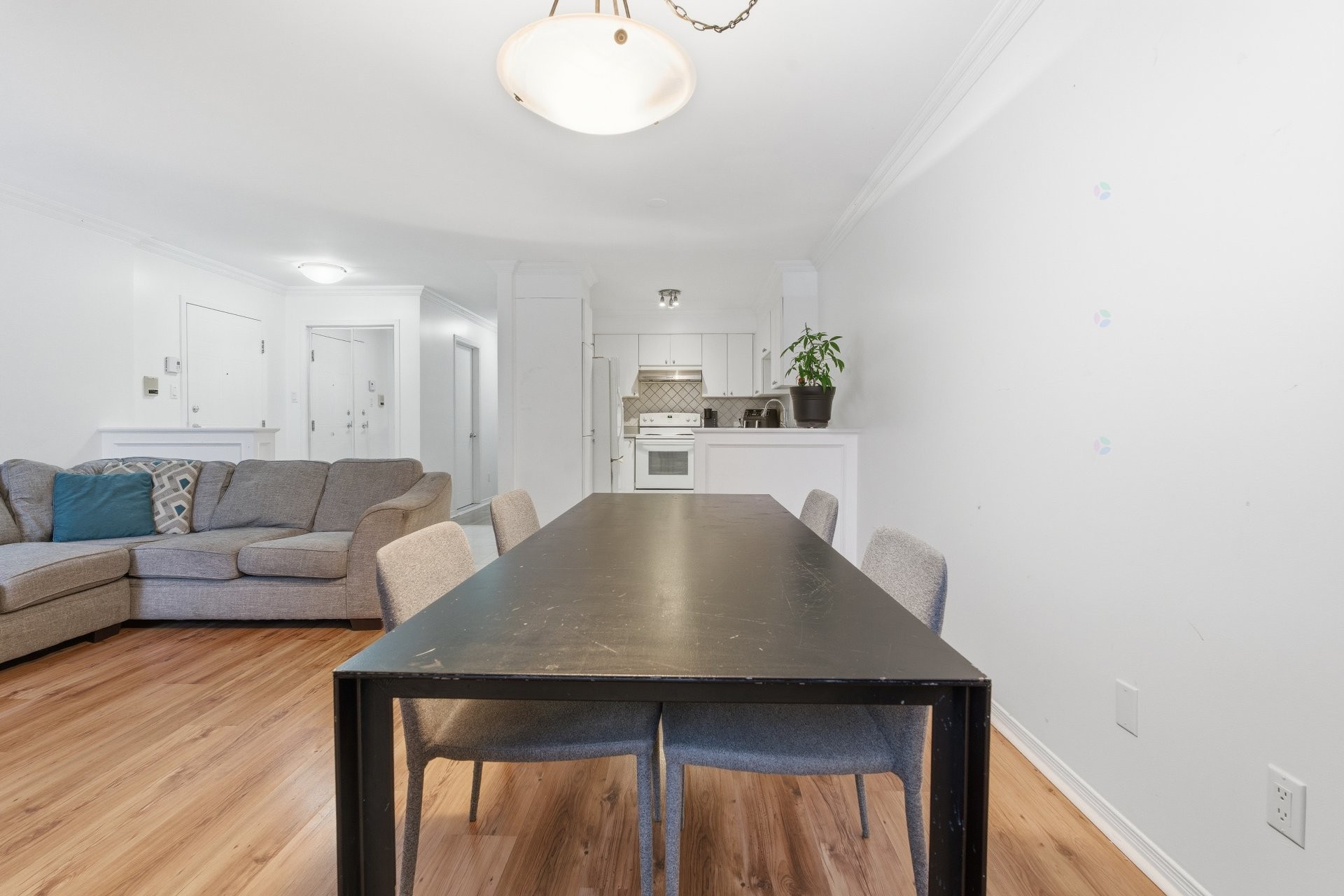 









2408


Rue des Grisons

, 1,
Laval (Vimont),




QC
H7M5Y9

