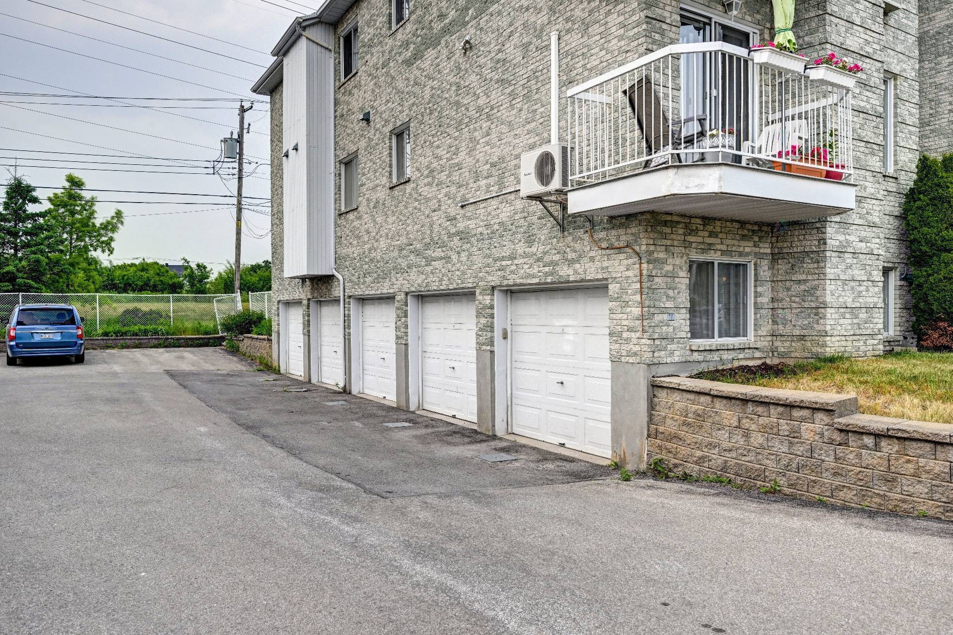 









2408


Rue des Grisons

, 1,
Laval (Vimont),




QC
H7M5Y9

