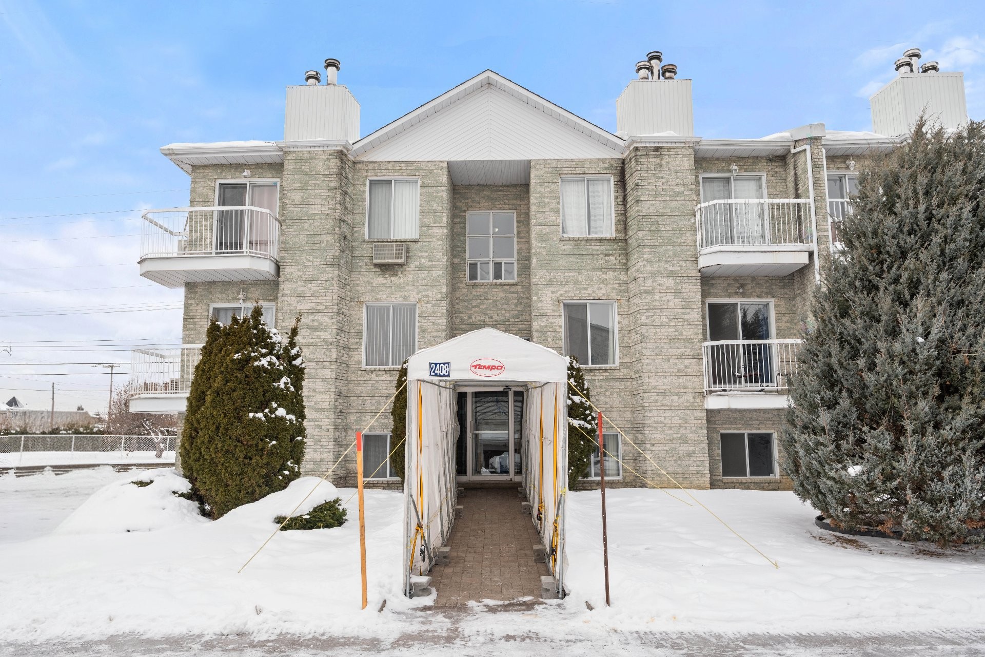 









2408


Rue des Grisons

, 1,
Laval (Vimont),




QC
H7M5Y9

