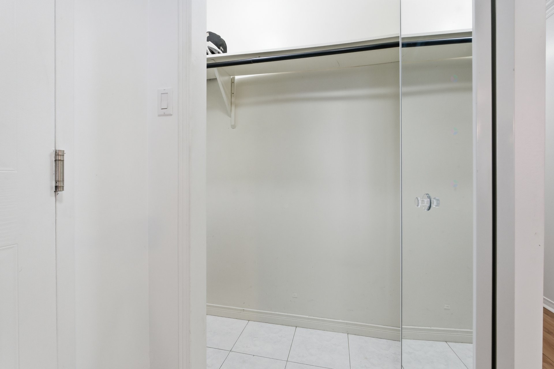 









2408


Rue des Grisons

, 1,
Laval (Vimont),




QC
H7M5Y9

