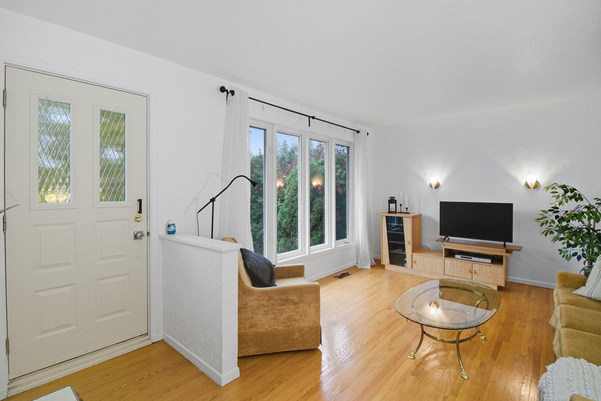 









17


Rue de Bourgogne

,
Gatineau (Gatineau),




QC
J8T4L1

