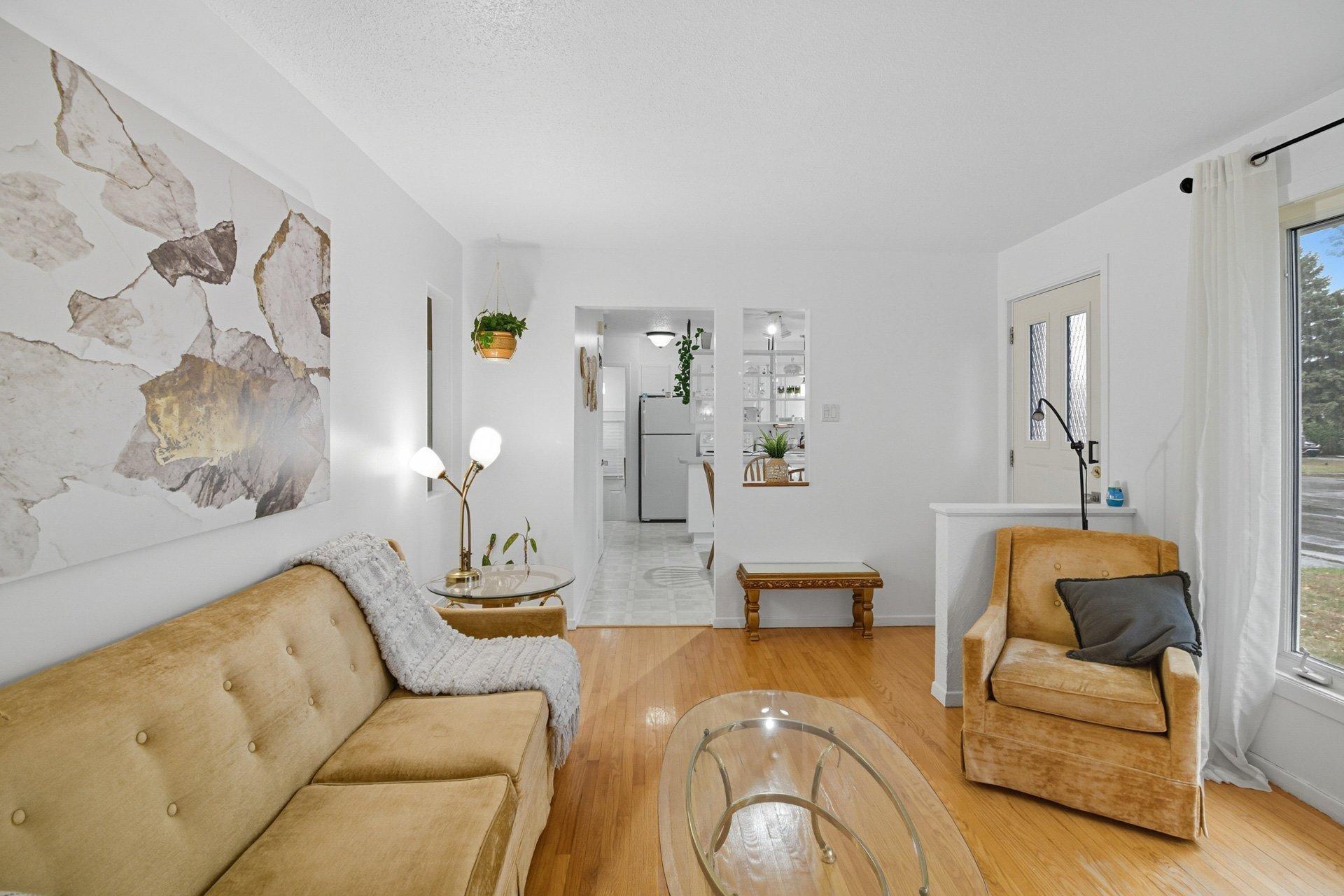 









17


Rue de Bourgogne

,
Gatineau (Gatineau),




QC
J8T4L1

