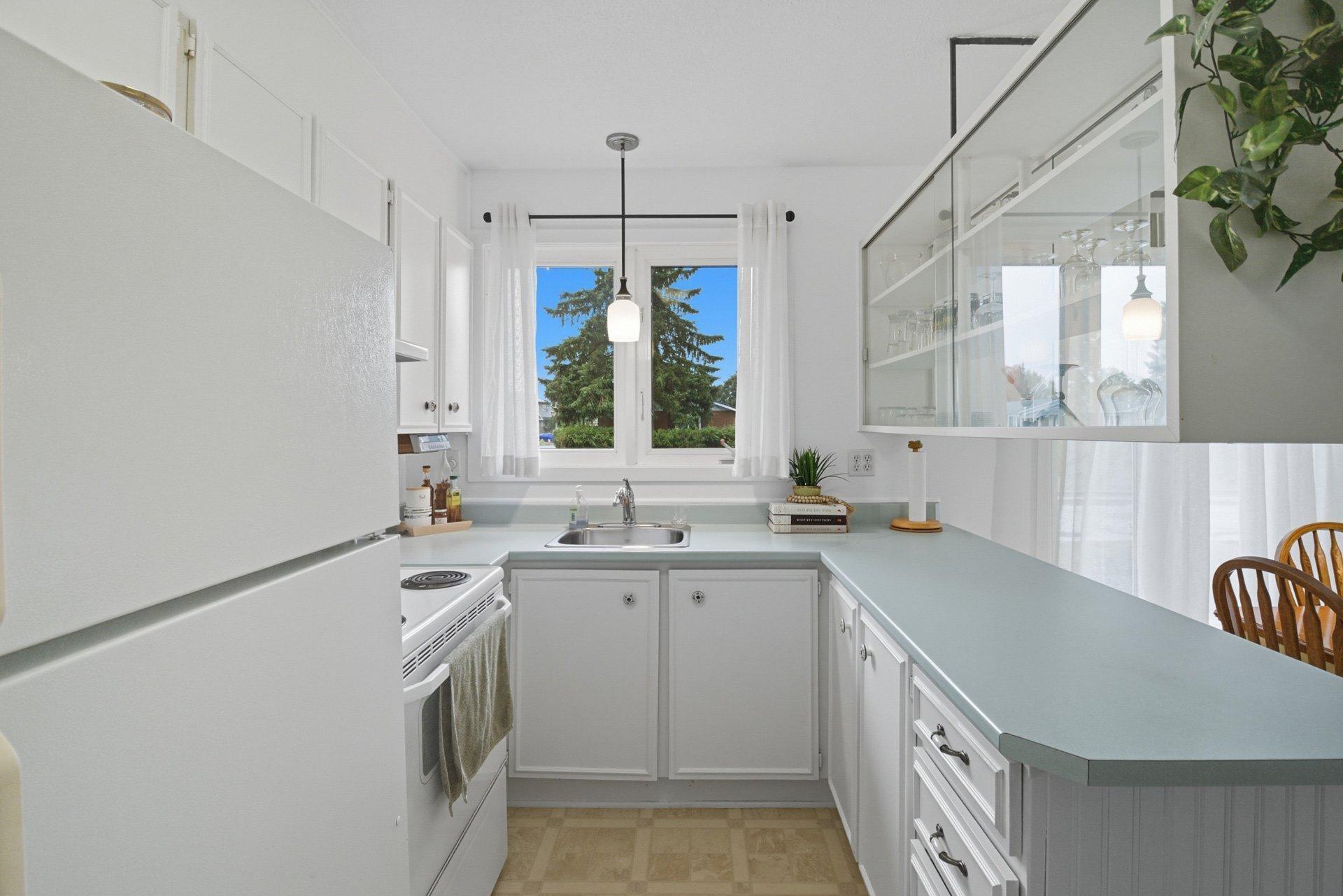 









17


Rue de Bourgogne

,
Gatineau (Gatineau),




QC
J8T4L1

