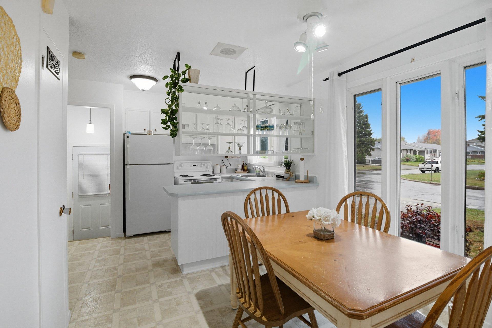 









17


Rue de Bourgogne

,
Gatineau (Gatineau),




QC
J8T4L1

