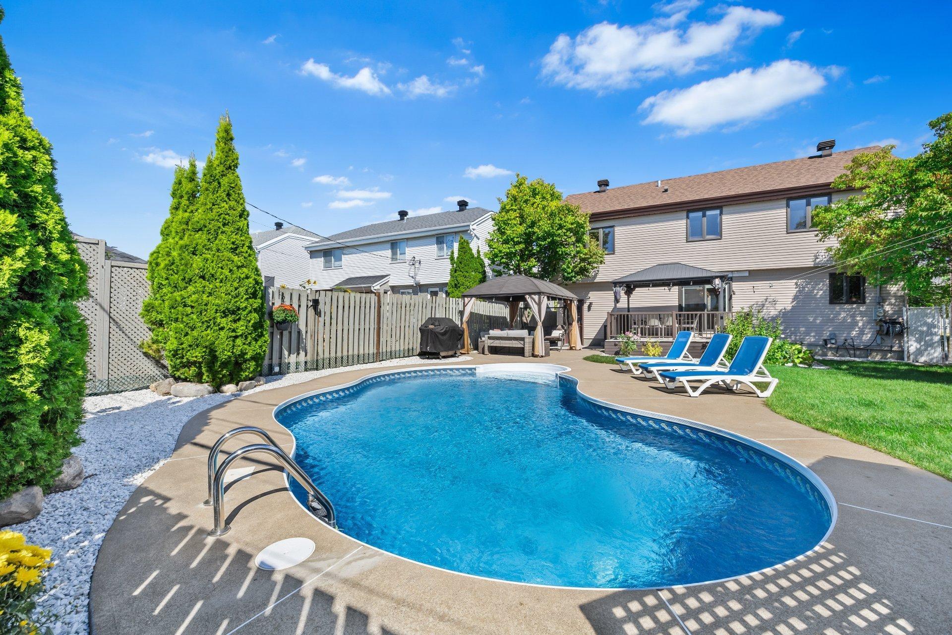 









619


Rue Lajeunesse

,
Laval (Sainte-Dorothée),




QC
H7X3K5

