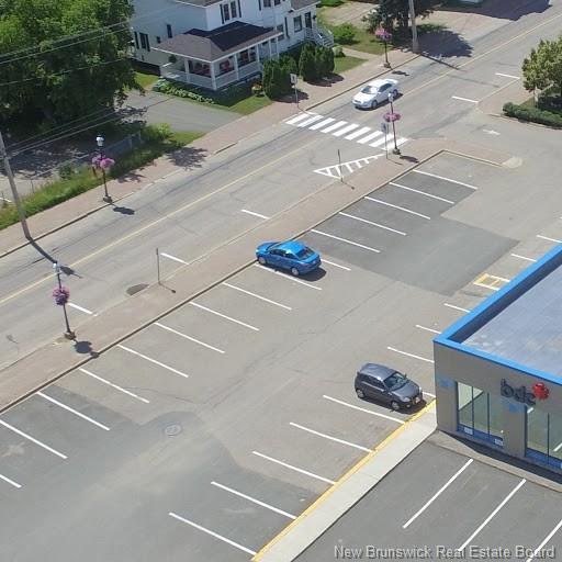 









275


Main

ST,
Bathurst,




NB
E2A 1A9

