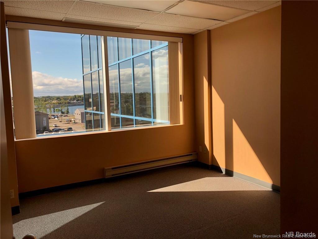 









275


Main

ST,
Bathurst,




NB
E2A 1A9

