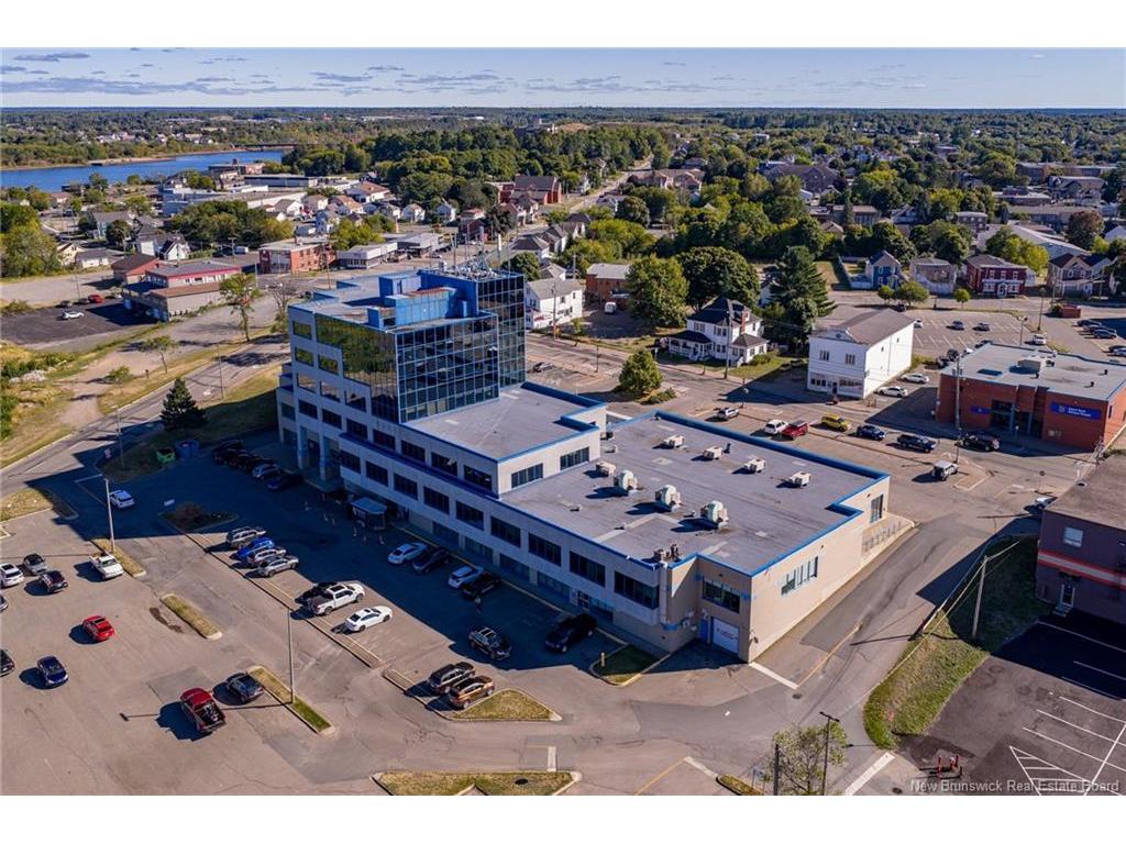 









275


Main

ST,
Bathurst,




NB
E2A 1A9

