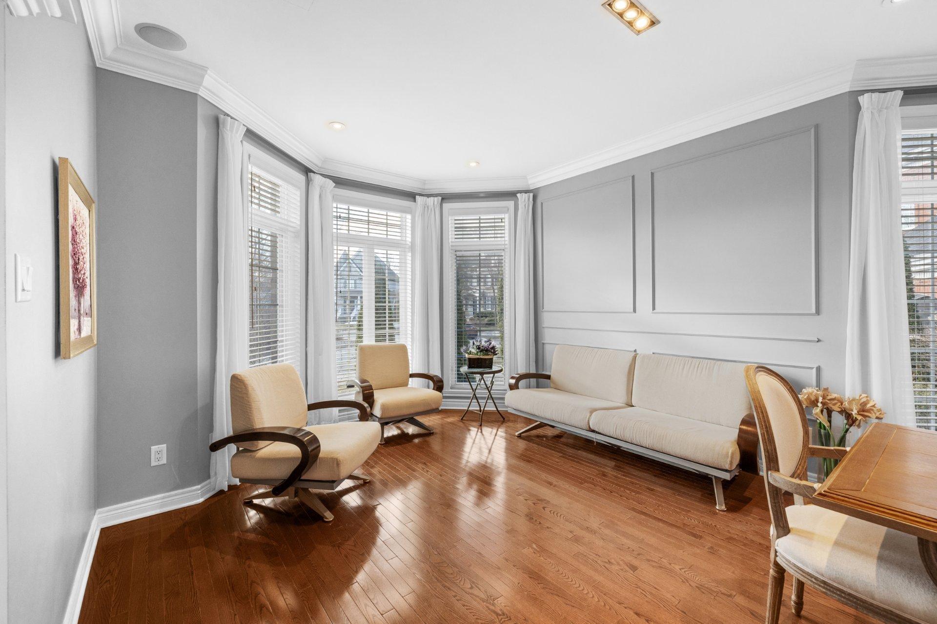 









451


Boul. de Fontainebleau

,
Blainville,




QC
J7B1W7

