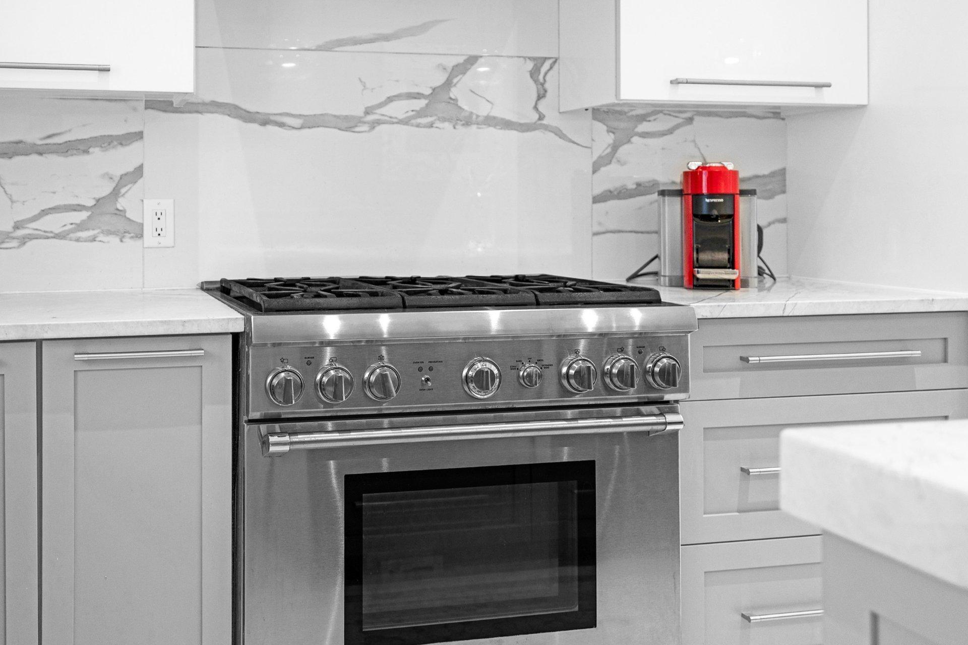 









451


Boul. de Fontainebleau

,
Blainville,




QC
J7B1W7

