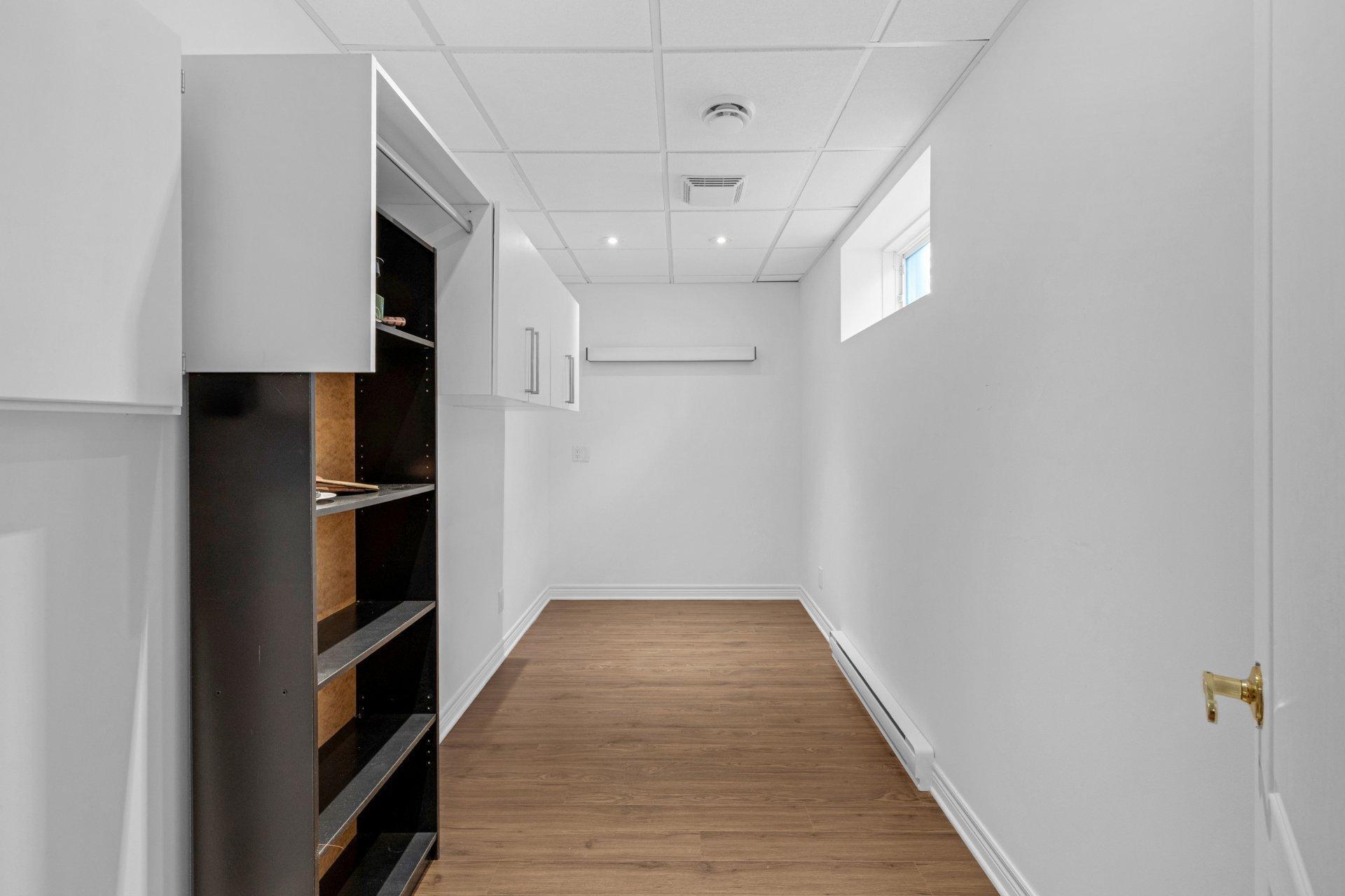 









451


Boul. de Fontainebleau

,
Blainville,




QC
J7B1W7

