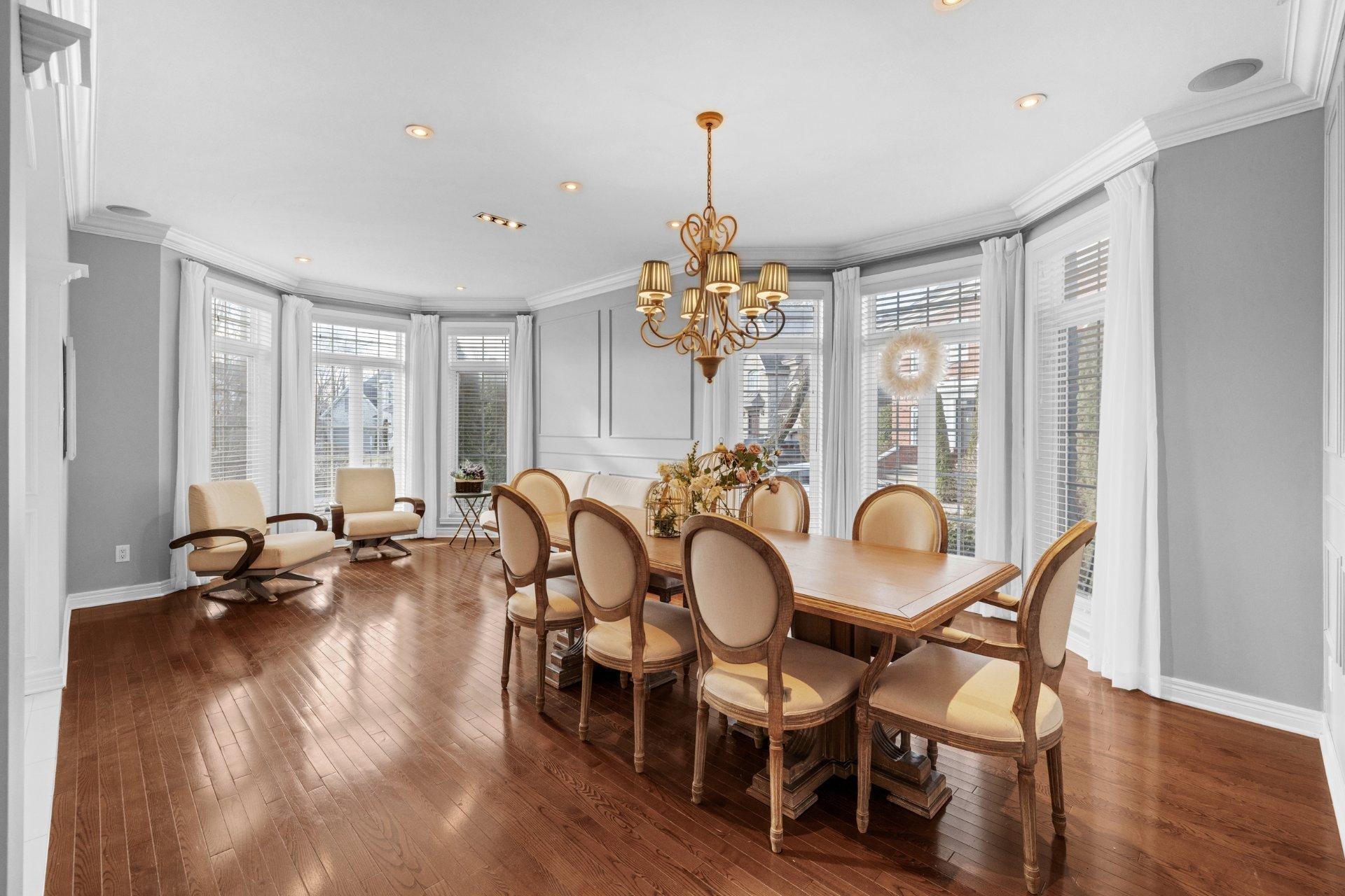 









451


Boul. de Fontainebleau

,
Blainville,




QC
J7B1W7

