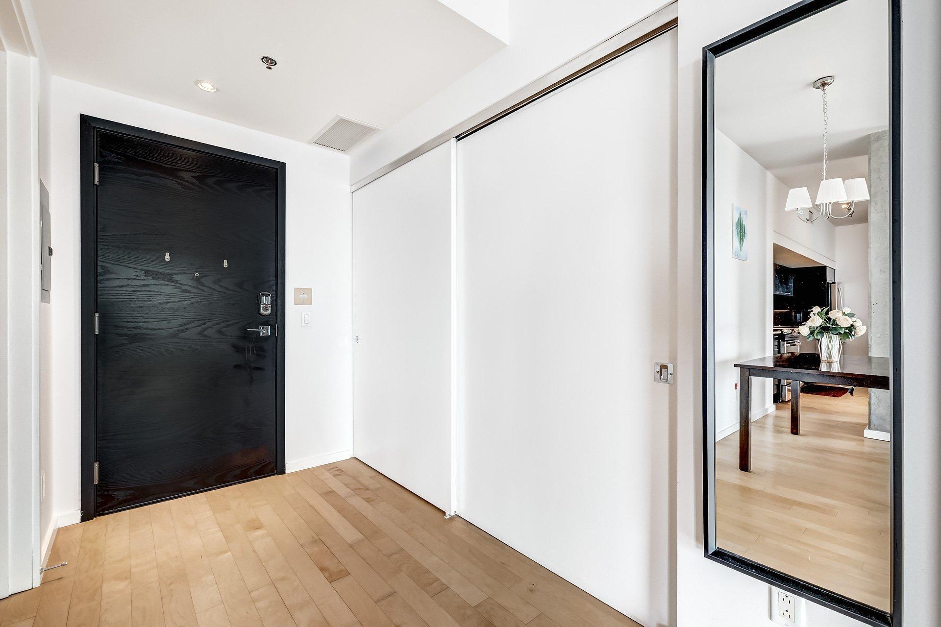 









350


Boul. De Maisonneuve O.

, 2006,
Montréal (Ville-Marie),




QC
H3A0B4

