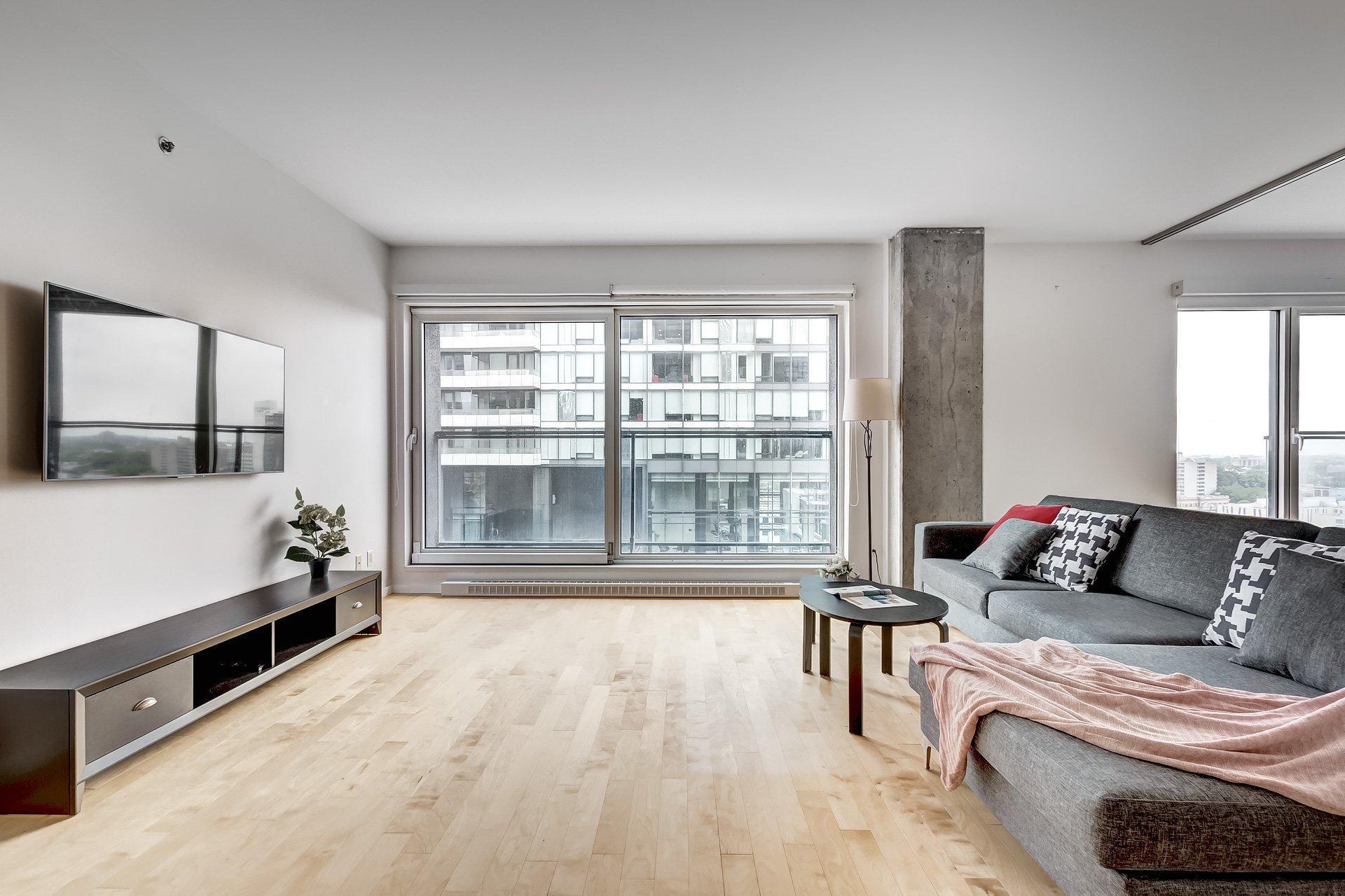 









350


Boul. De Maisonneuve O.

, 2006,
Montréal (Ville-Marie),




QC
H3A0B4

