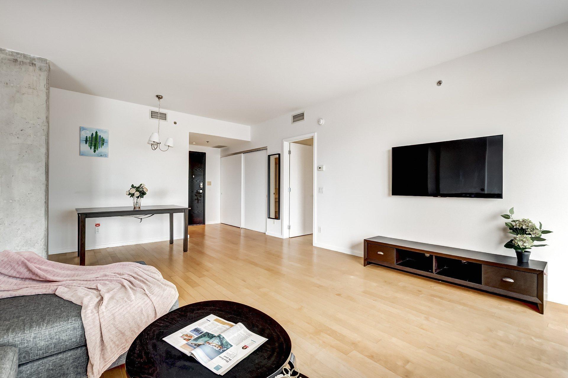 









350


Boul. De Maisonneuve O.

, 2006,
Montréal (Ville-Marie),




QC
H3A0B4

