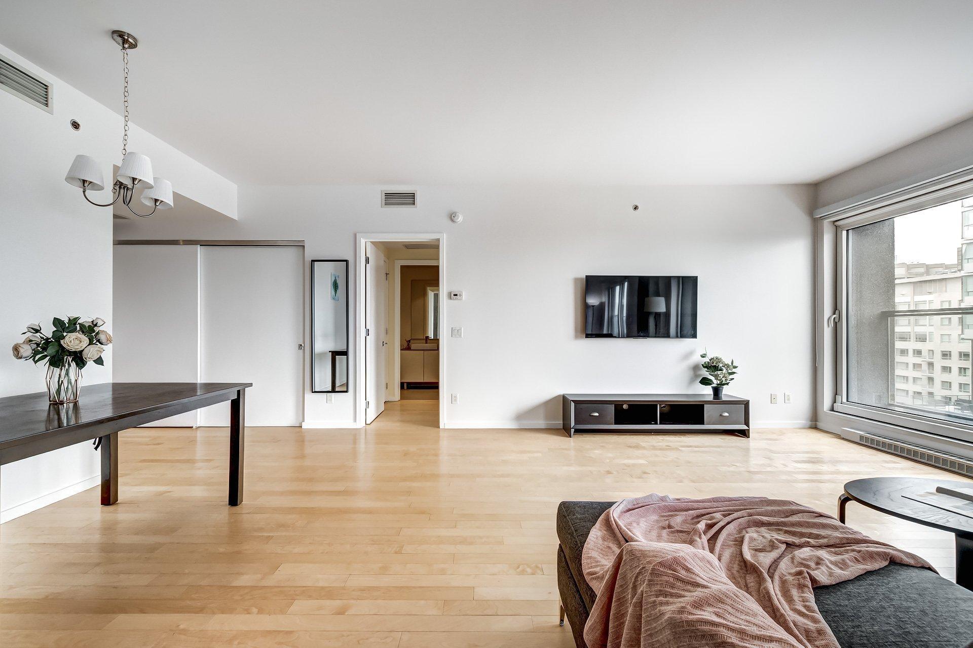 









350


Boul. De Maisonneuve O.

, 2006,
Montréal (Ville-Marie),




QC
H3A0B4

