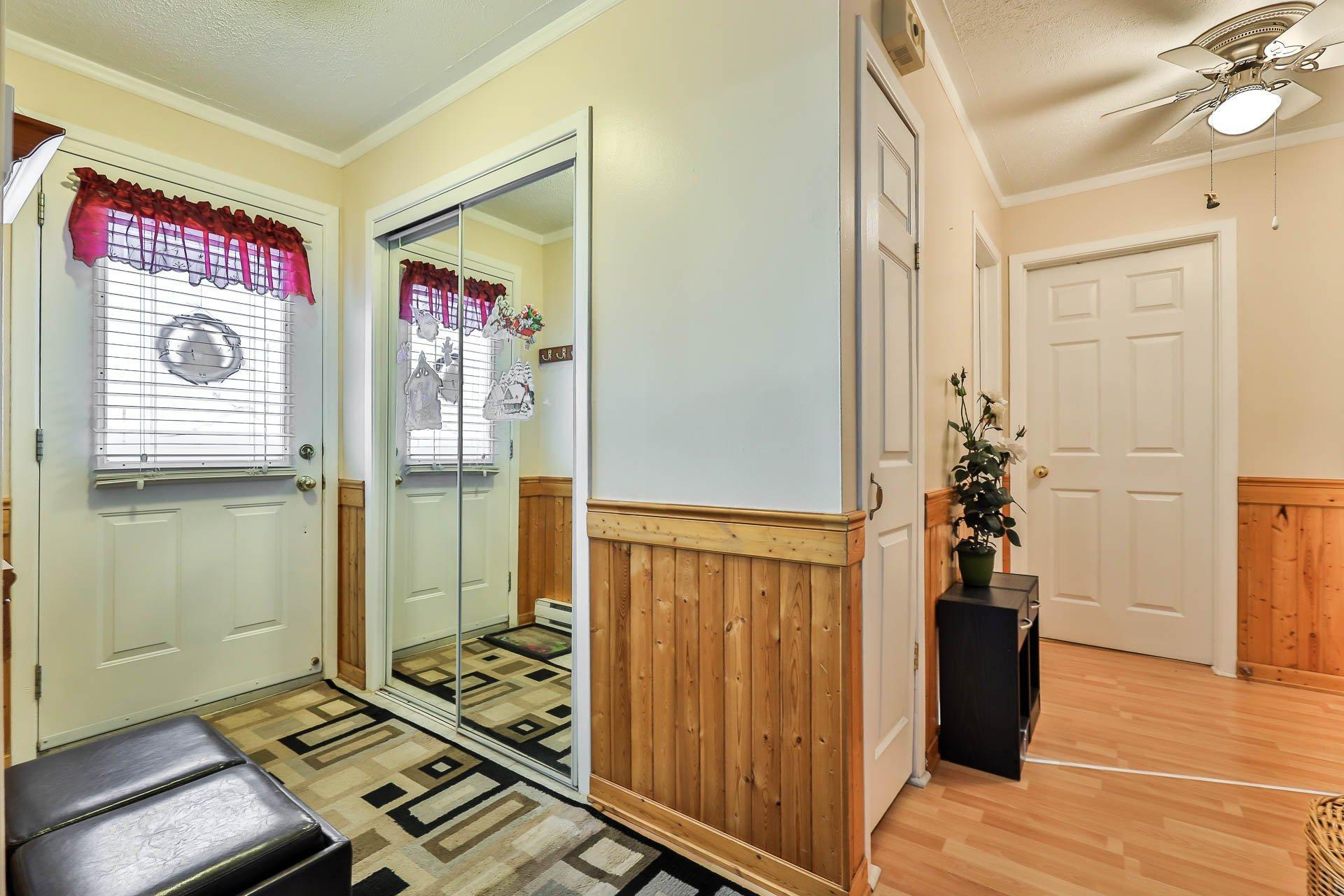 









136

 - 138


Rue Acres

,
Gatineau (Buckingham),




QC
J8L1W2

