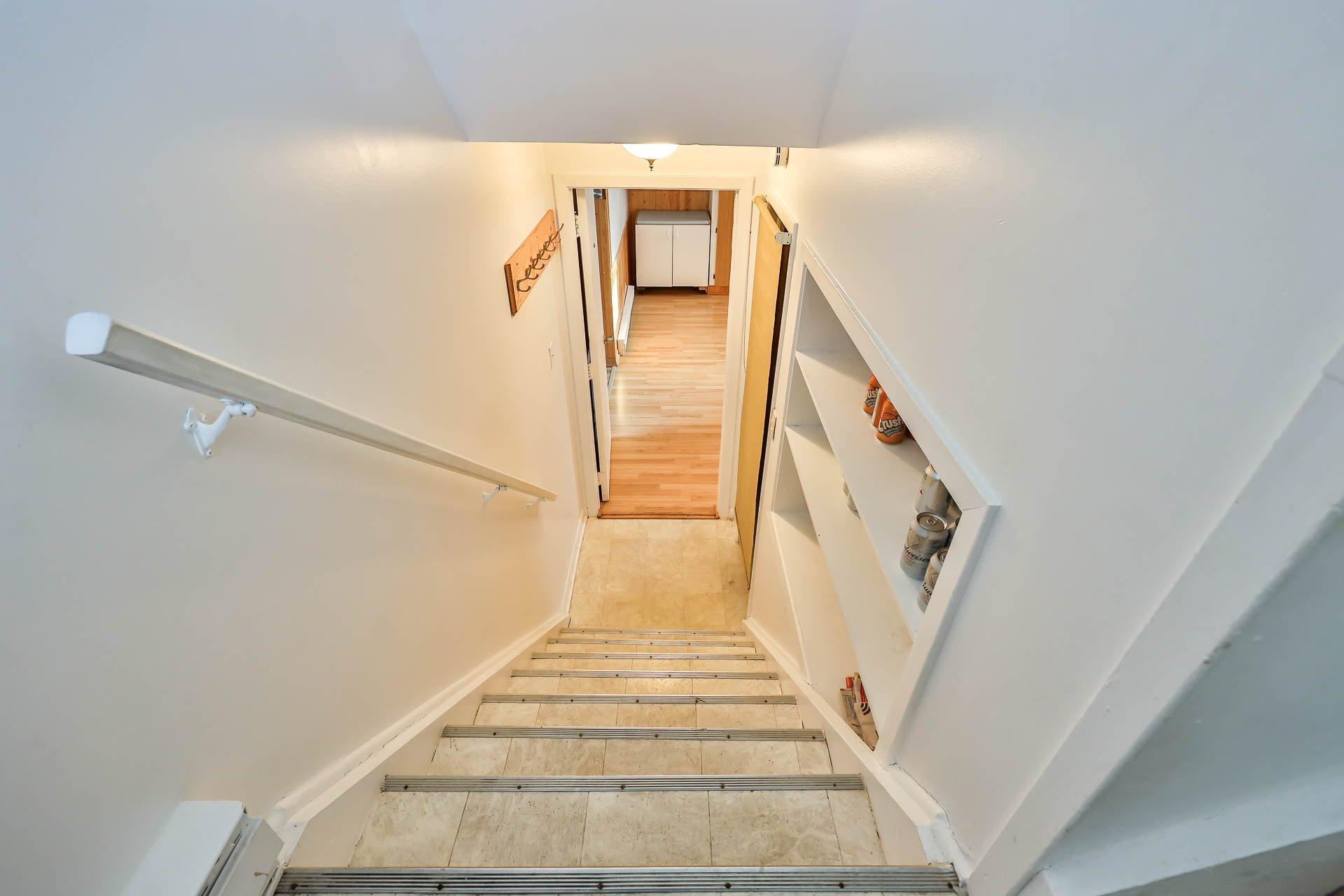 









136

 - 138


Rue Acres

,
Gatineau (Buckingham),




QC
J8L1W2

