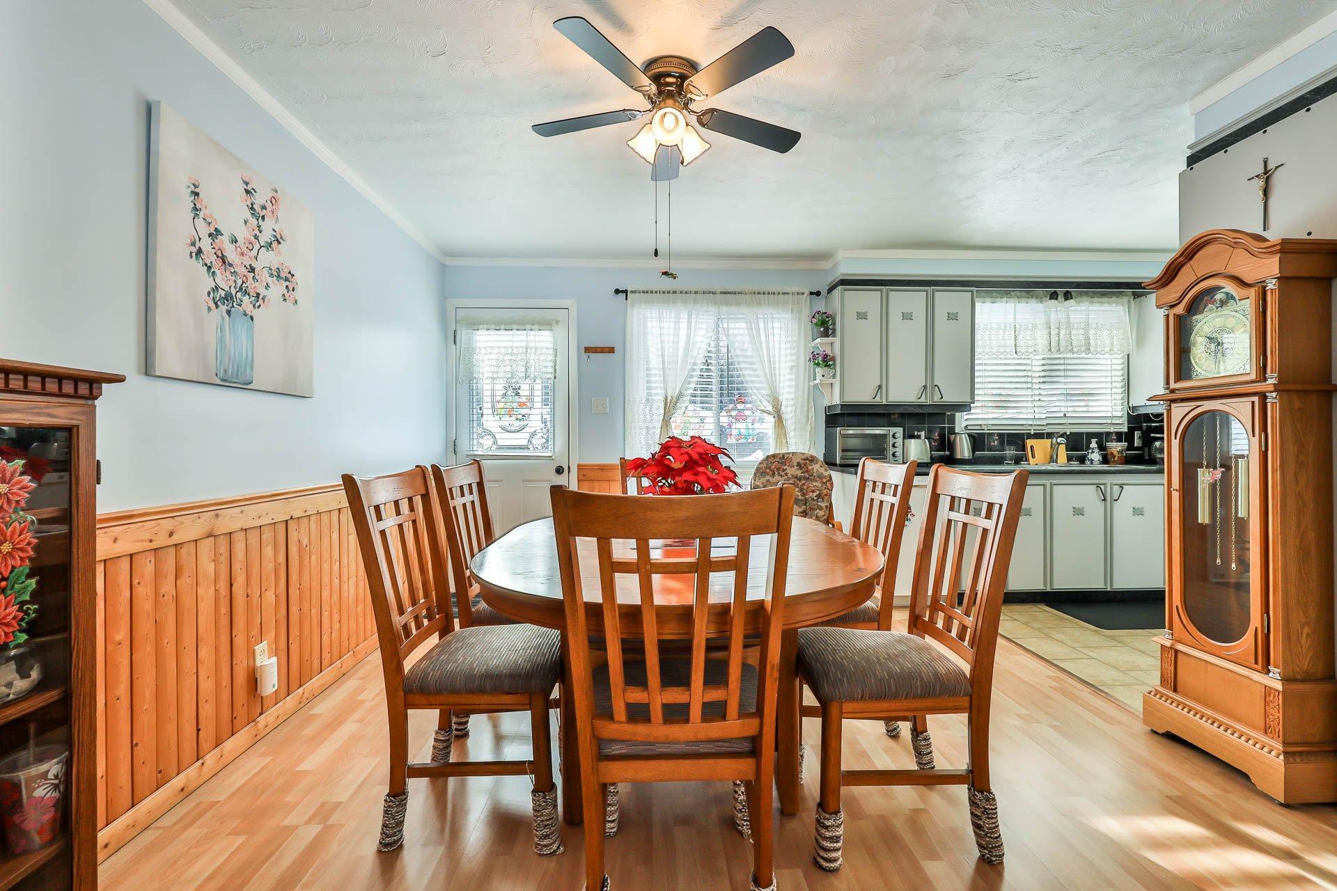 









136

 - 138


Rue Acres

,
Gatineau (Buckingham),




QC
J8L1W2

