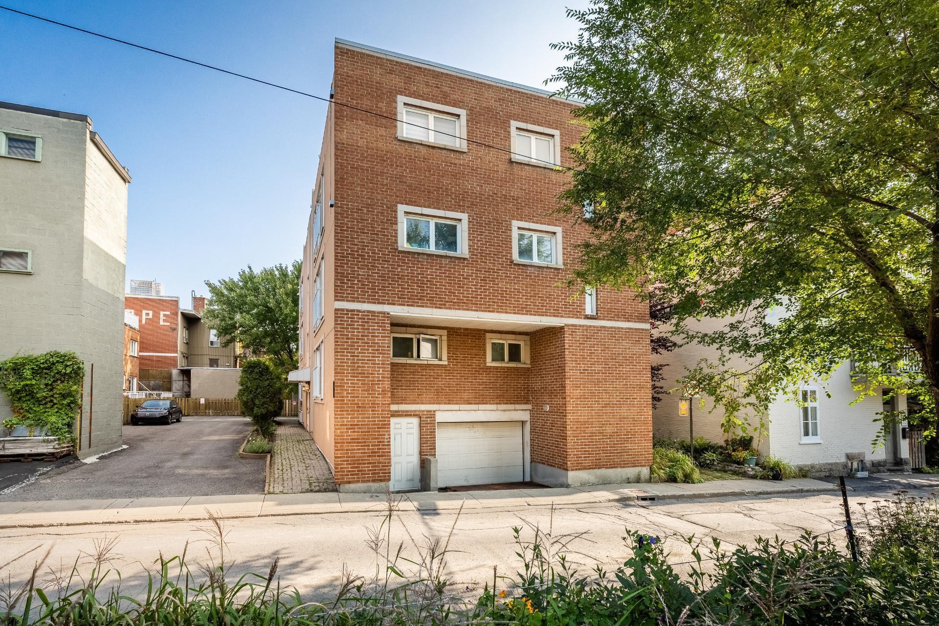 









473


Rue Lusignan

,
Montréal (Le Sud-Ouest),




QC
H3C1Y7

