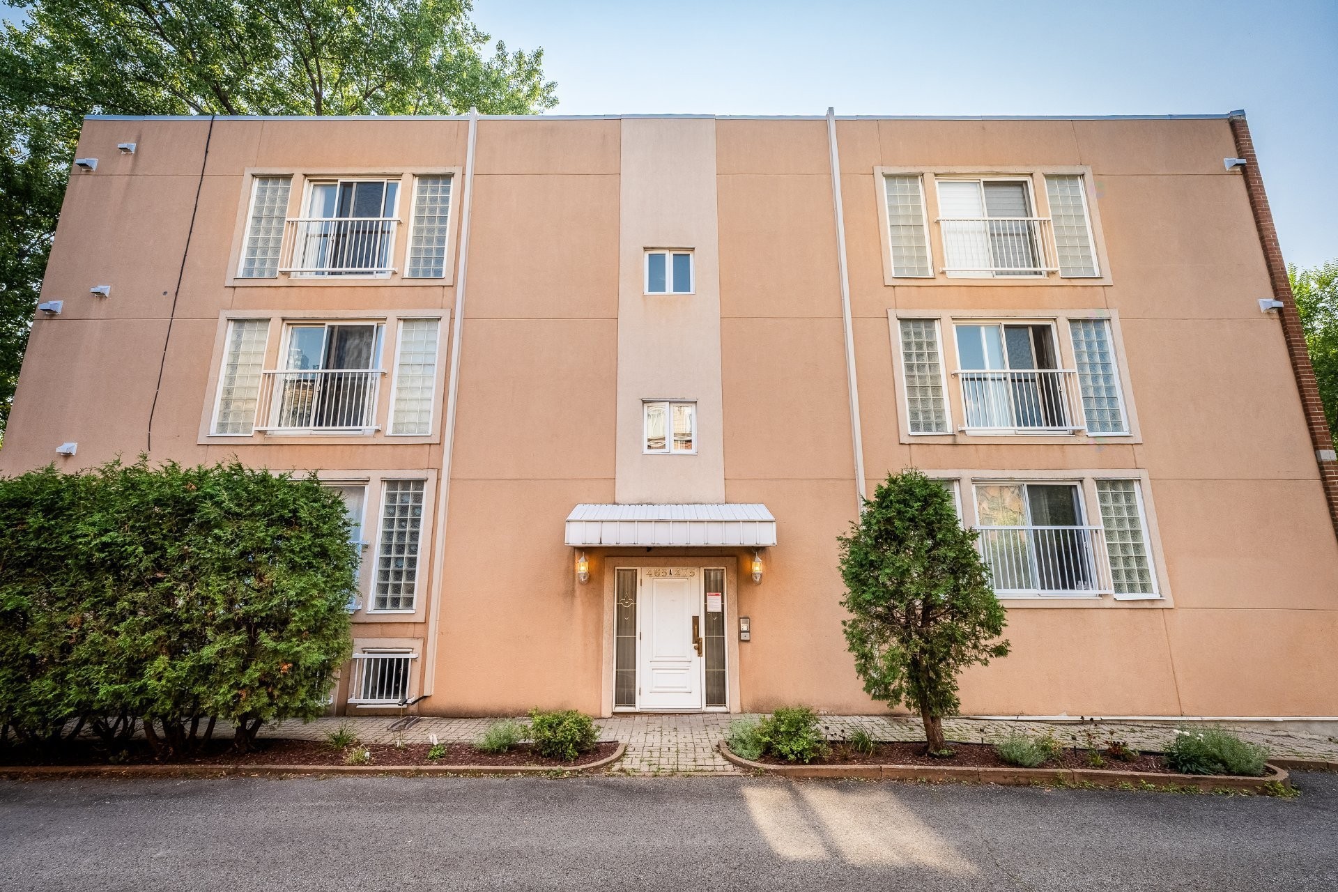 









473


Rue Lusignan

,
Montréal (Le Sud-Ouest),




QC
H3C1Y7

