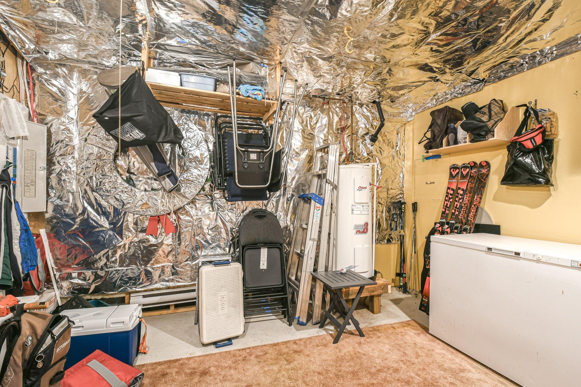 









565


Rue des Plaines

,
Sainte-Adèle,




QC
J8B1P6

