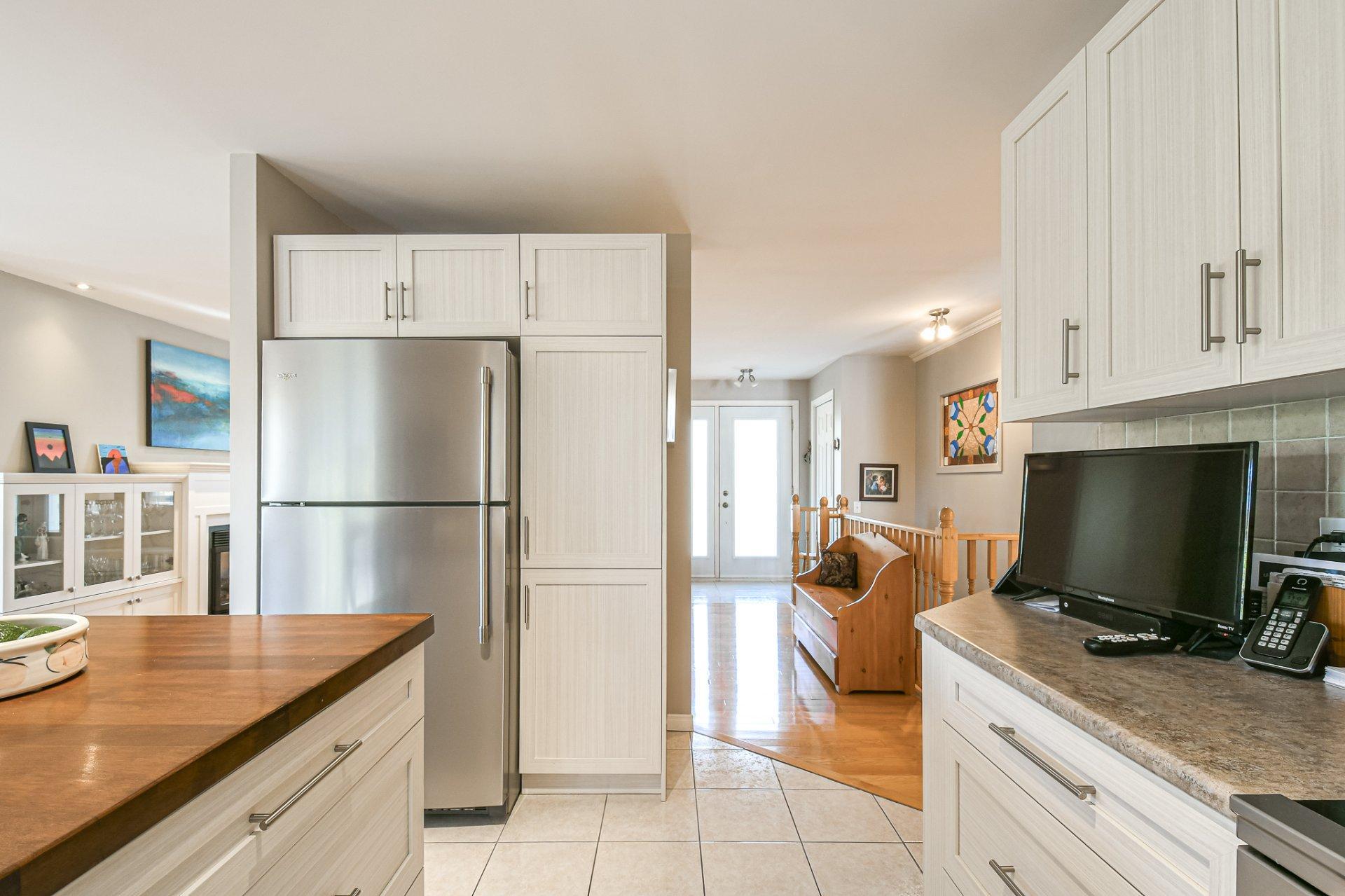 









565


Rue des Plaines

,
Sainte-Adèle,




QC
J8B1P6

