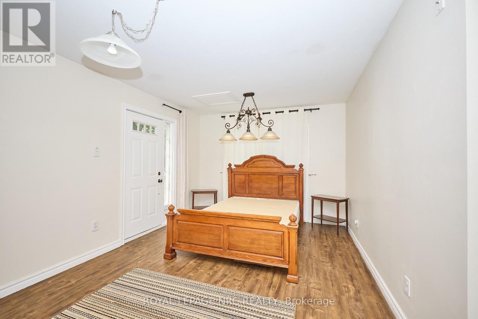 












3252 YOUNG AVENUE

,
Fort Erie (Ridgeway),




Ontario
L0S1N0

