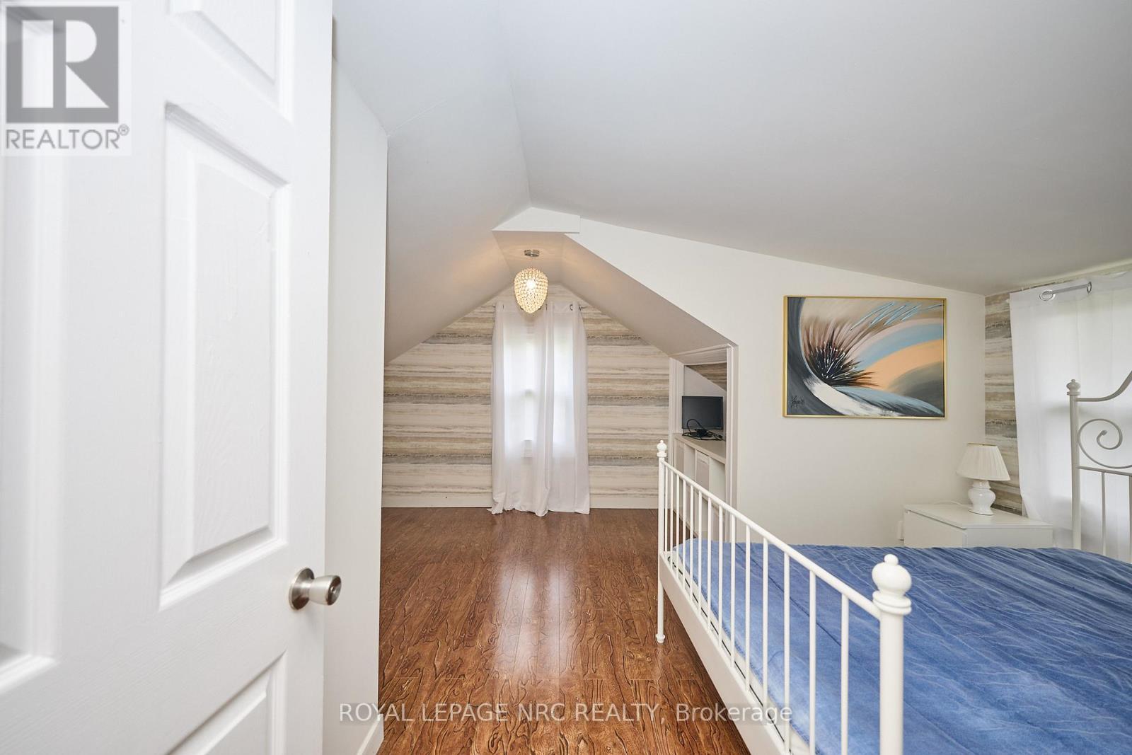 












3252 YOUNG AVENUE

,
Fort Erie (Ridgeway),




Ontario
L0S1N0

