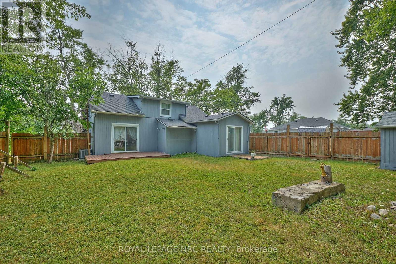 












3252 YOUNG AVENUE

,
Fort Erie (Ridgeway),




Ontario
L0S1N0

