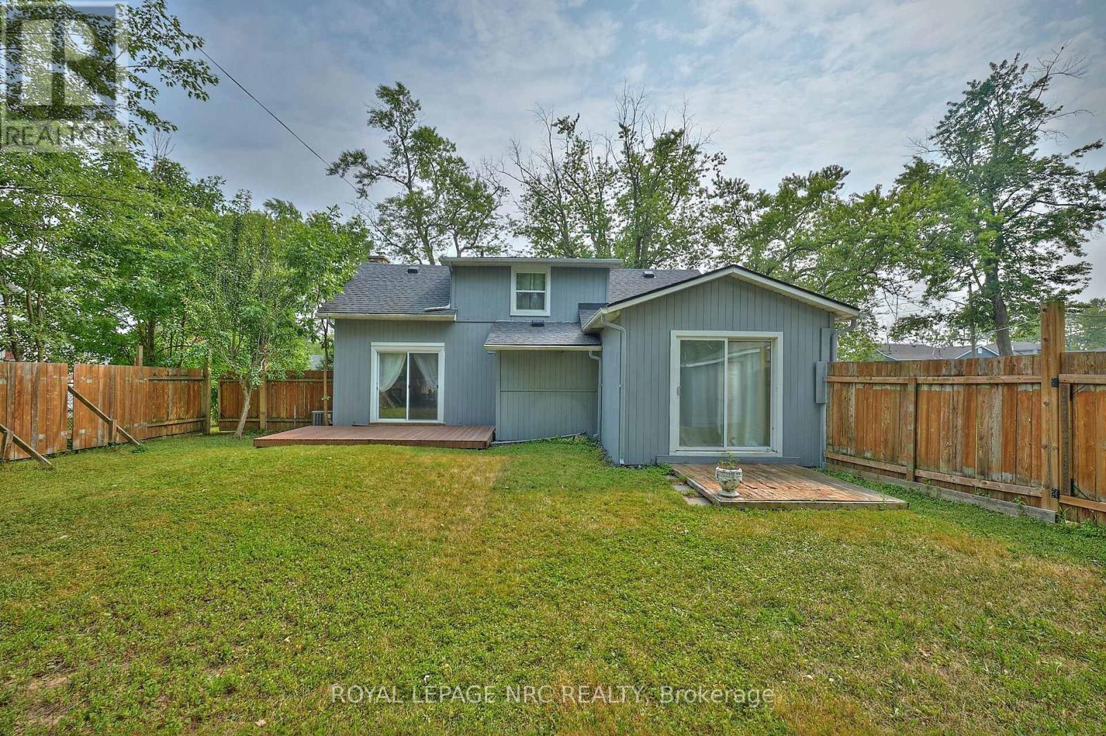 












3252 YOUNG AVENUE

,
Fort Erie (Ridgeway),




Ontario
L0S1N0

