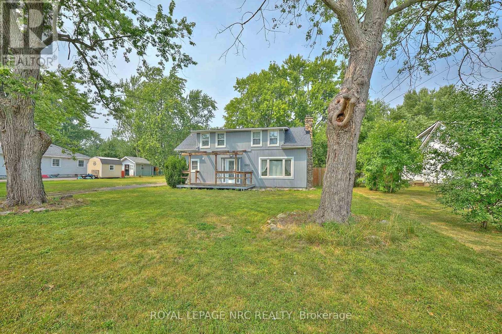 












3252 YOUNG AVENUE

,
Fort Erie (Ridgeway),




Ontario
L0S1N0

