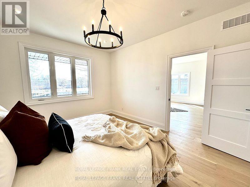 












6 POND STREET

,
Trent Hills (Hastings),




Ontario
K0L1Y0

