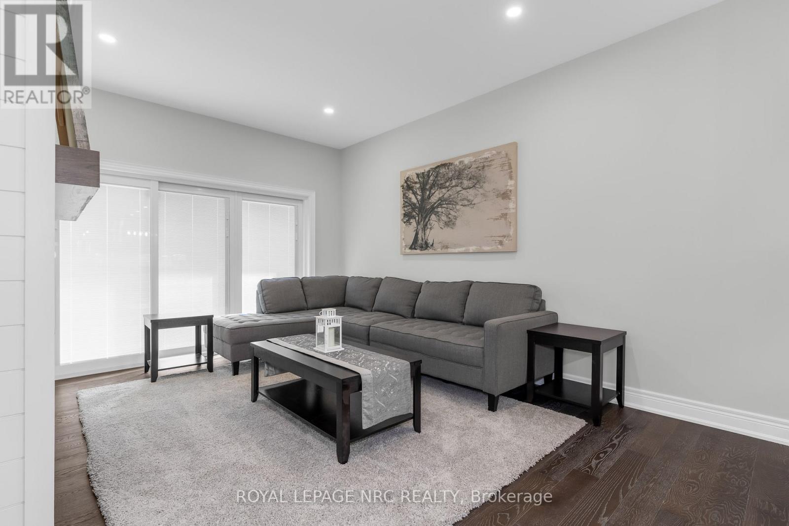 












732 CLARENCE STREET

,
Port Colborne (Sugarloaf),




Ontario
L3K0A8

